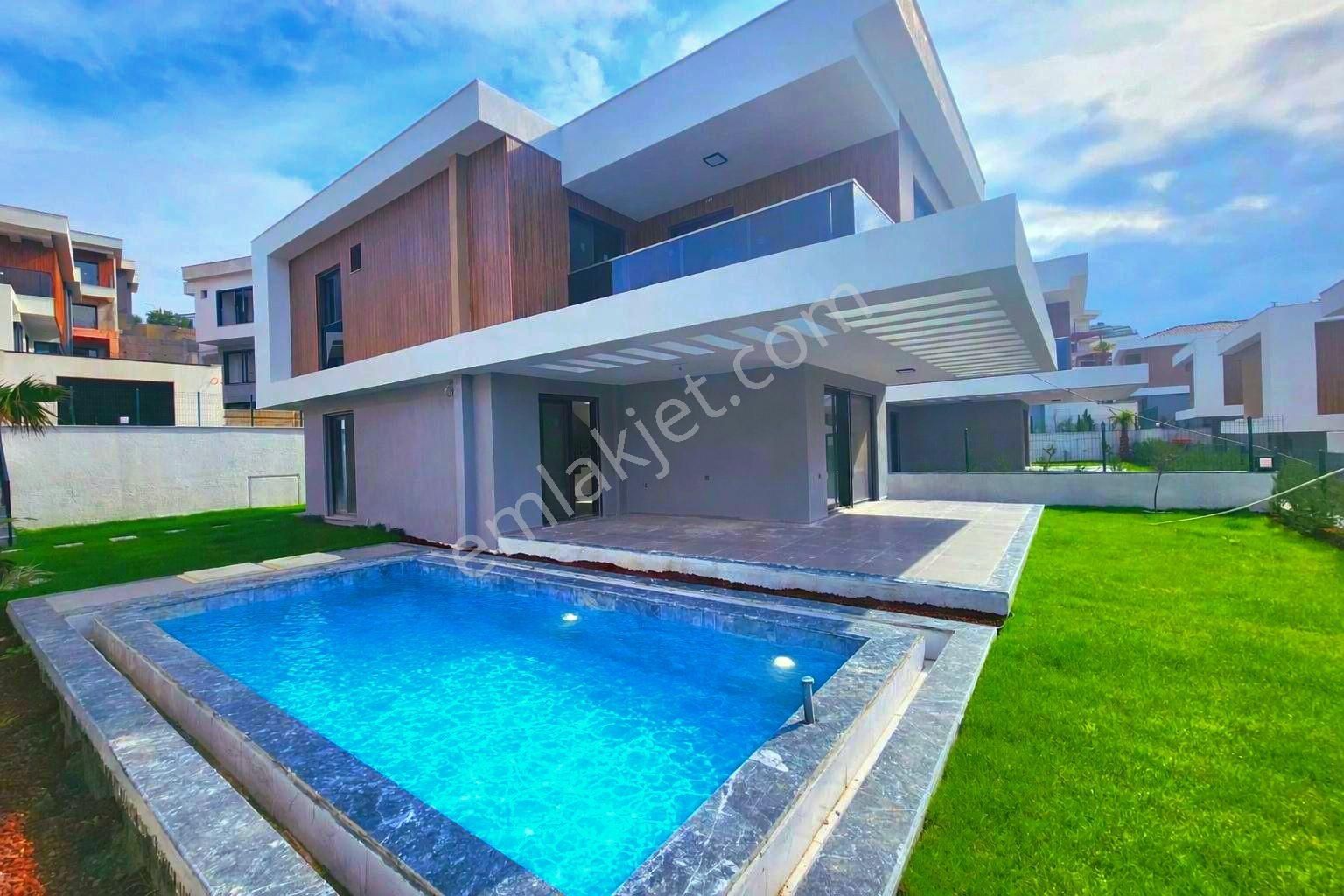 Soğucak Harika Konum Tam Müstakil Özel Havuzlu Villalar