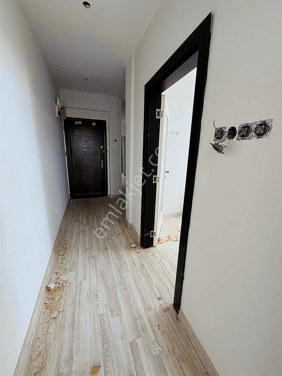 Süper Genişlikte Cadde Üstü İçi Sıfır Yapılı 3+1 Kiralık Daire - Görsel 5