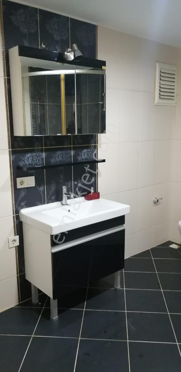 Akşemsettin Mahallesinde Kiralık 3+1 | 130 M² Daire - Görsel 13