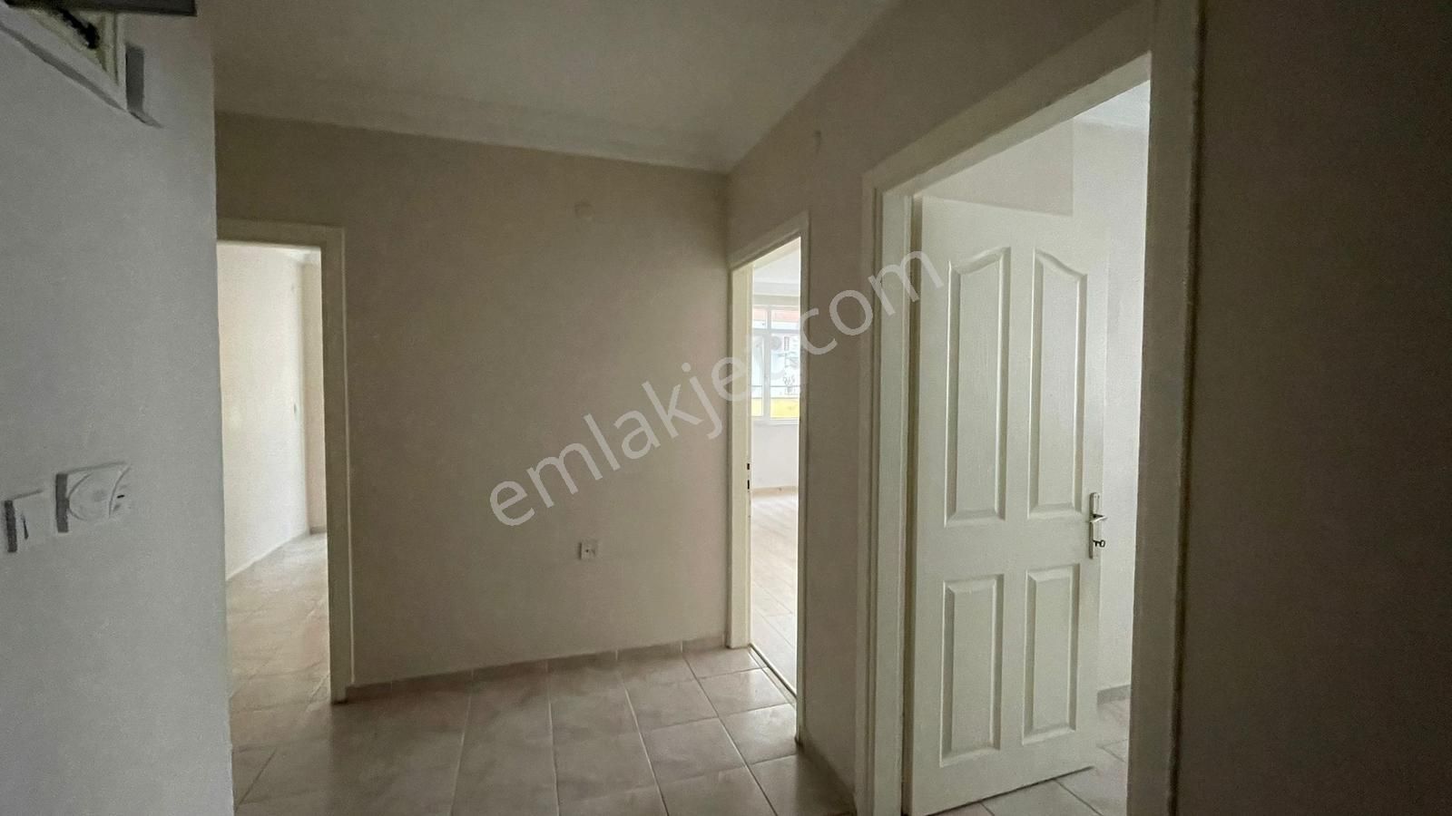 Alanya Merkez Hacet Mahallesinde 2+1 Ayrı Mutfaklı Geniş Daire - Görsel 2