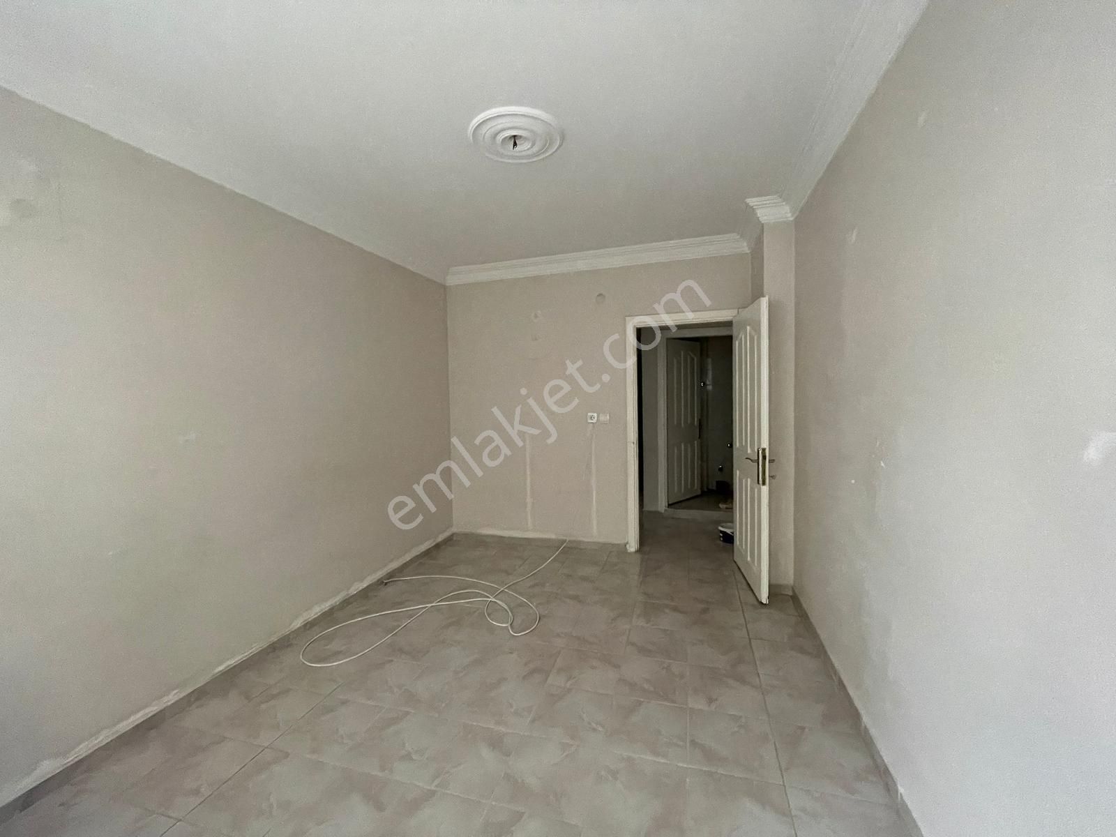 Alanya Merkez Hacet Mahallesinde 2+1 Ayrı Mutfaklı Geniş Daire - Görsel 18