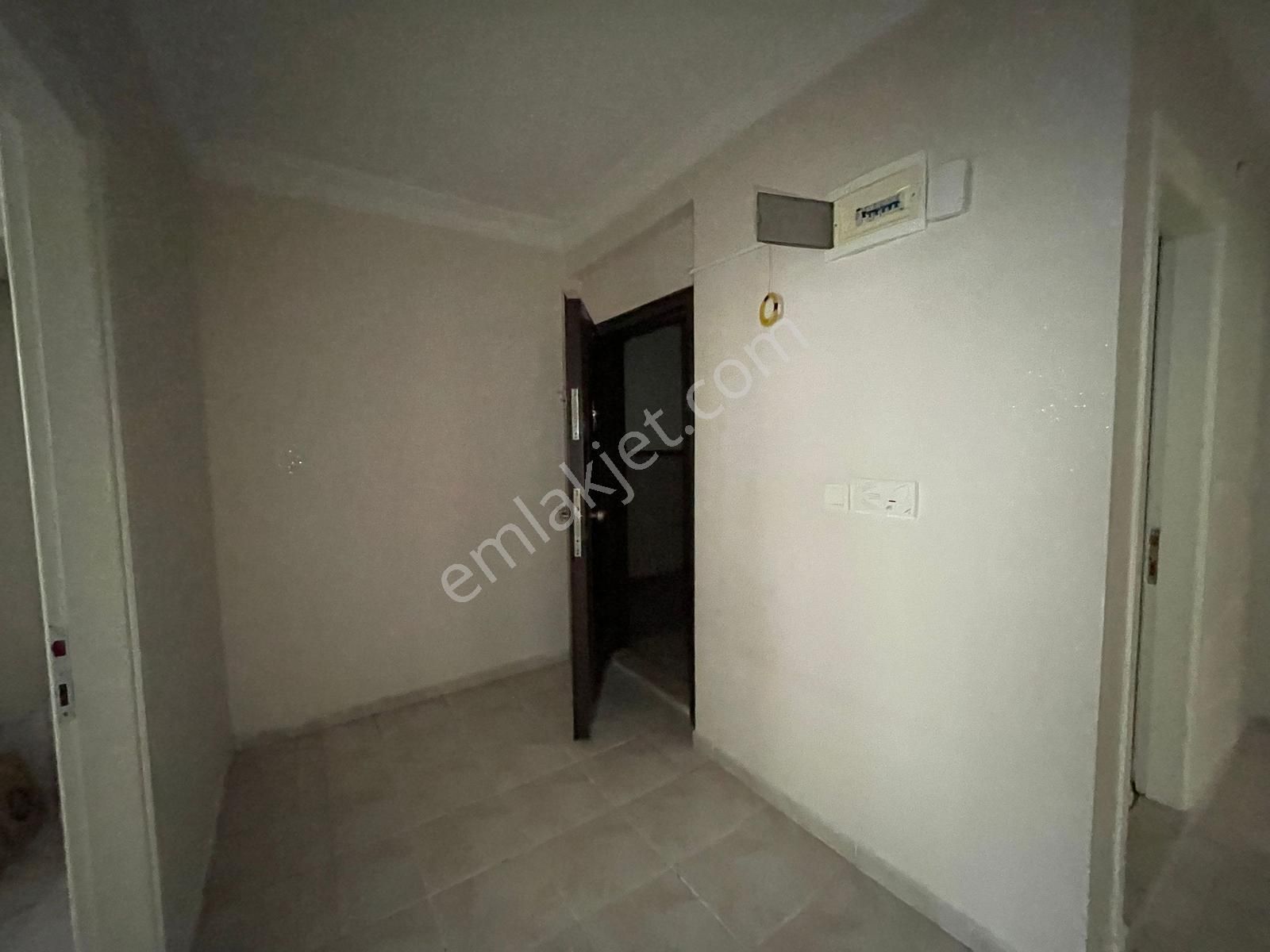 Alanya Merkez Hacet Mahallesinde 2+1 Ayrı Mutfaklı Geniş Daire - Görsel 27