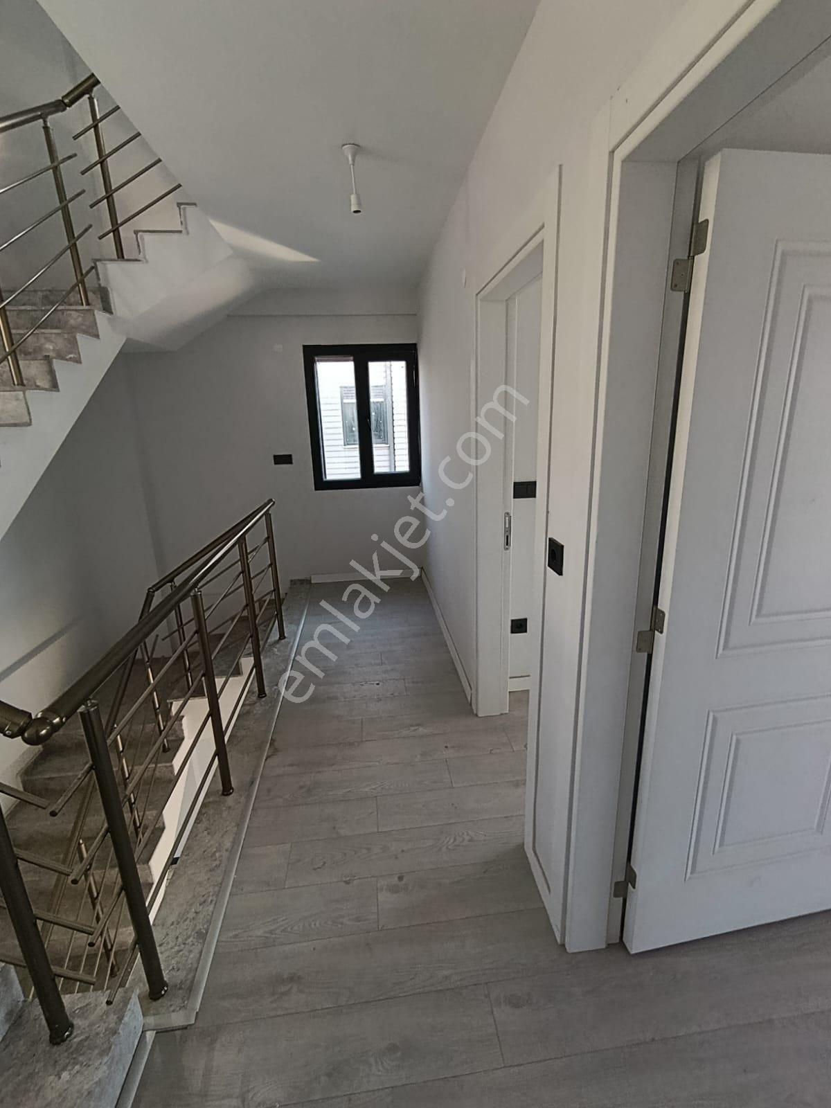 Hem Merkezi Hem Müstakil! , Özel Havuzlu 3+1 5 Banyolu Lüks Villa - Görsel 25