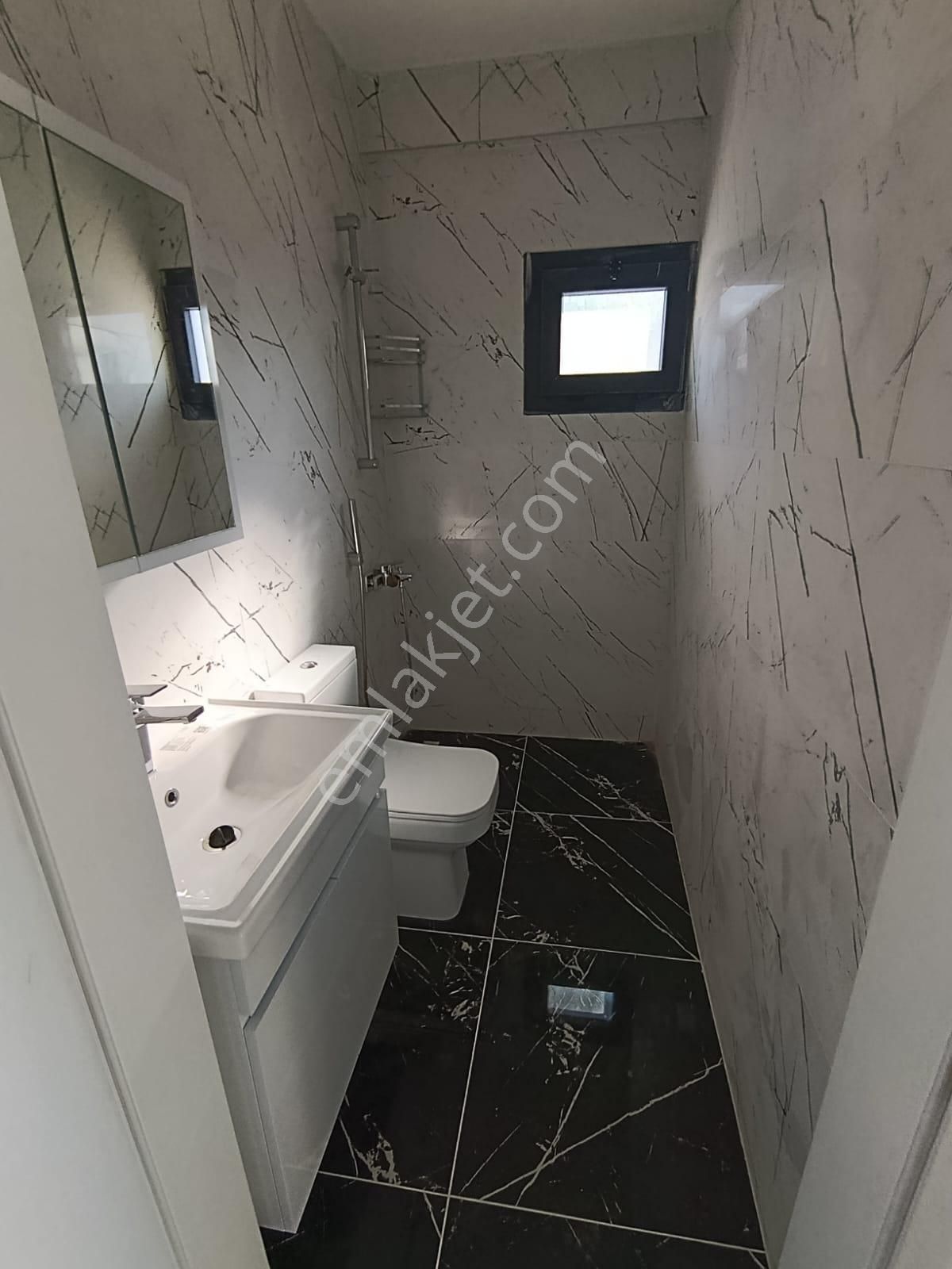 Hem Merkezi Hem Müstakil! , Özel Havuzlu 3+1 5 Banyolu Lüks Villa - Görsel 30