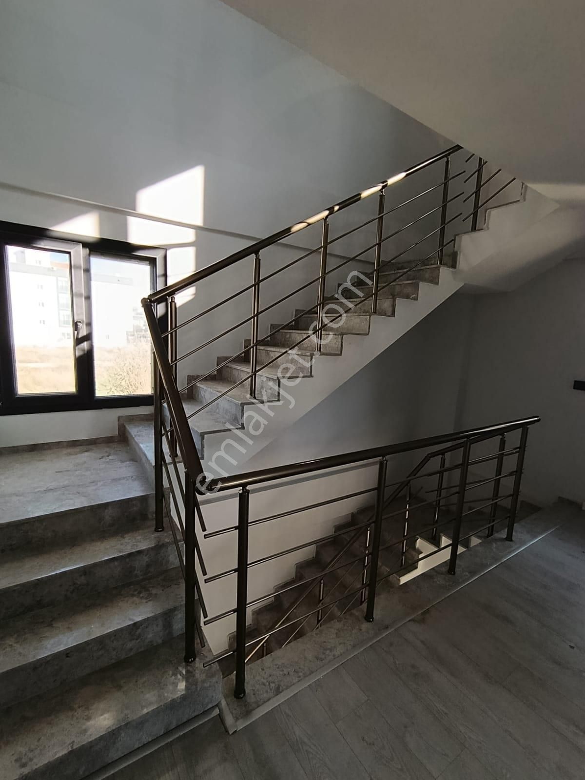 Hem Merkezi Hem Müstakil! , Özel Havuzlu 3+1 5 Banyolu Lüks Villa - Görsel 24