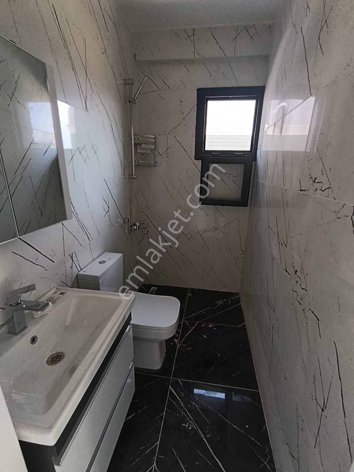 Hem Merkezi Hem Müstakil! , Özel Havuzlu 3+1 5 Banyolu Lüks Villa - Görsel 11