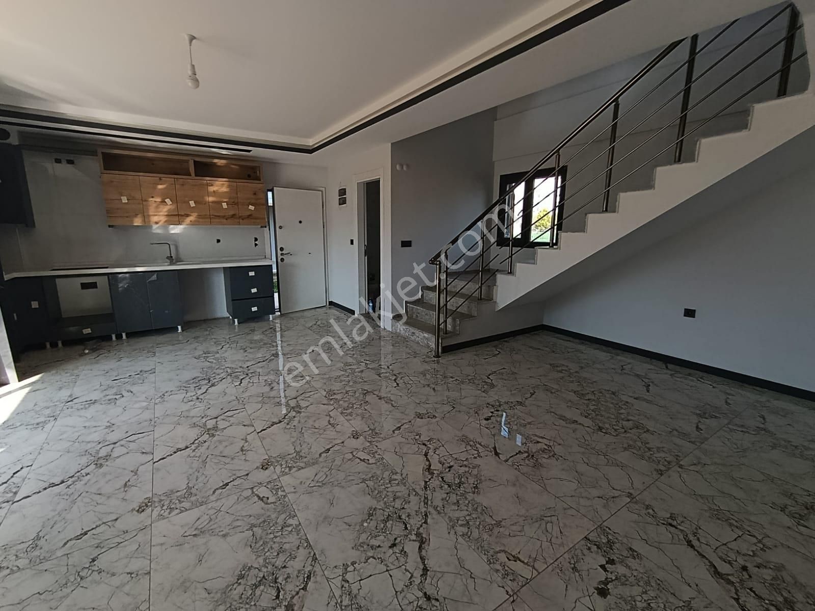 Hem Merkezi Hem Müstakil! , Özel Havuzlu 3+1 5 Banyolu Lüks Villa - Görsel 10