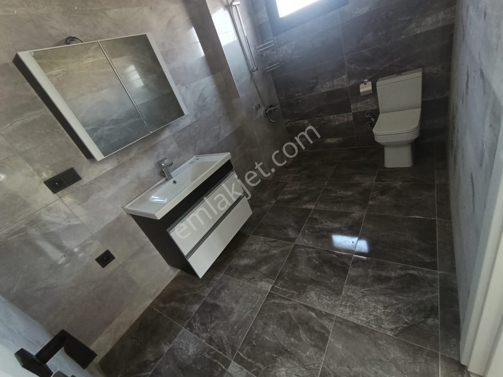 Hem Merkezi Hem Müstakil! , Özel Havuzlu 3+1 5 Banyolu Lüks Villa - Görsel 34