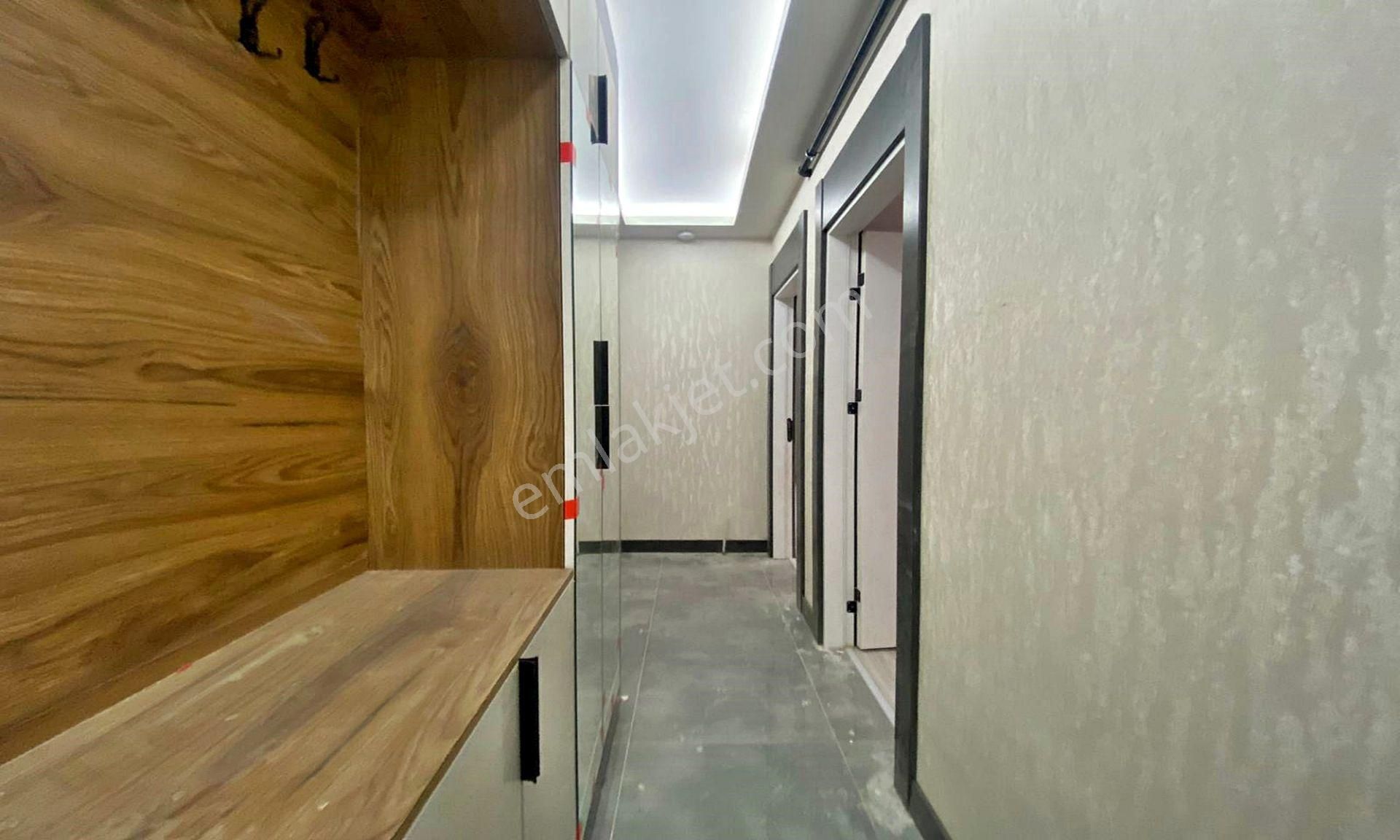 Ufuktepe'de Sıfır Binada Full Yapılı Kot.1 Kat Konumunda 3+1 ! - Görsel 12