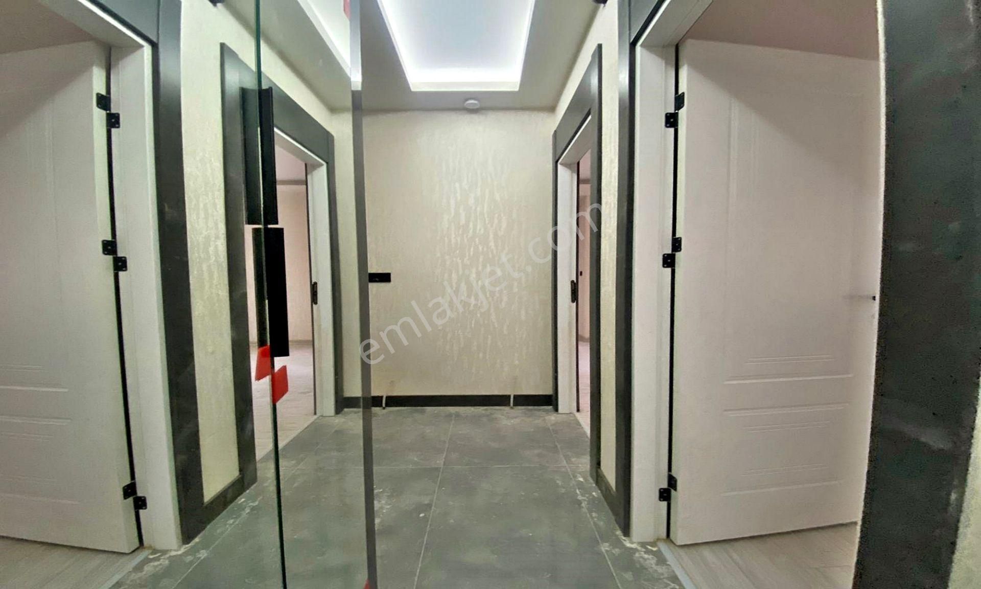 Ufuktepe'de Sıfır Binada Full Yapılı Kot.1 Kat Konumunda 3+1 ! - Görsel 11