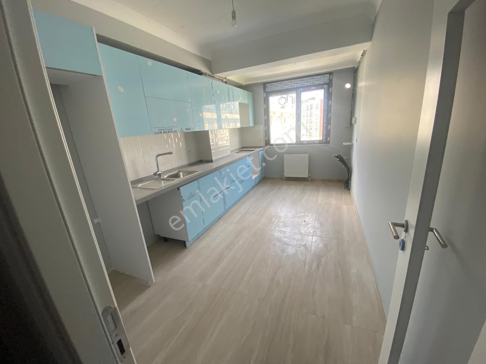 Tuzla Yayla Mahallesi"de Satılık Her Katta 3+1 Daireler Var Kredi Limit Yok - Görsel 21