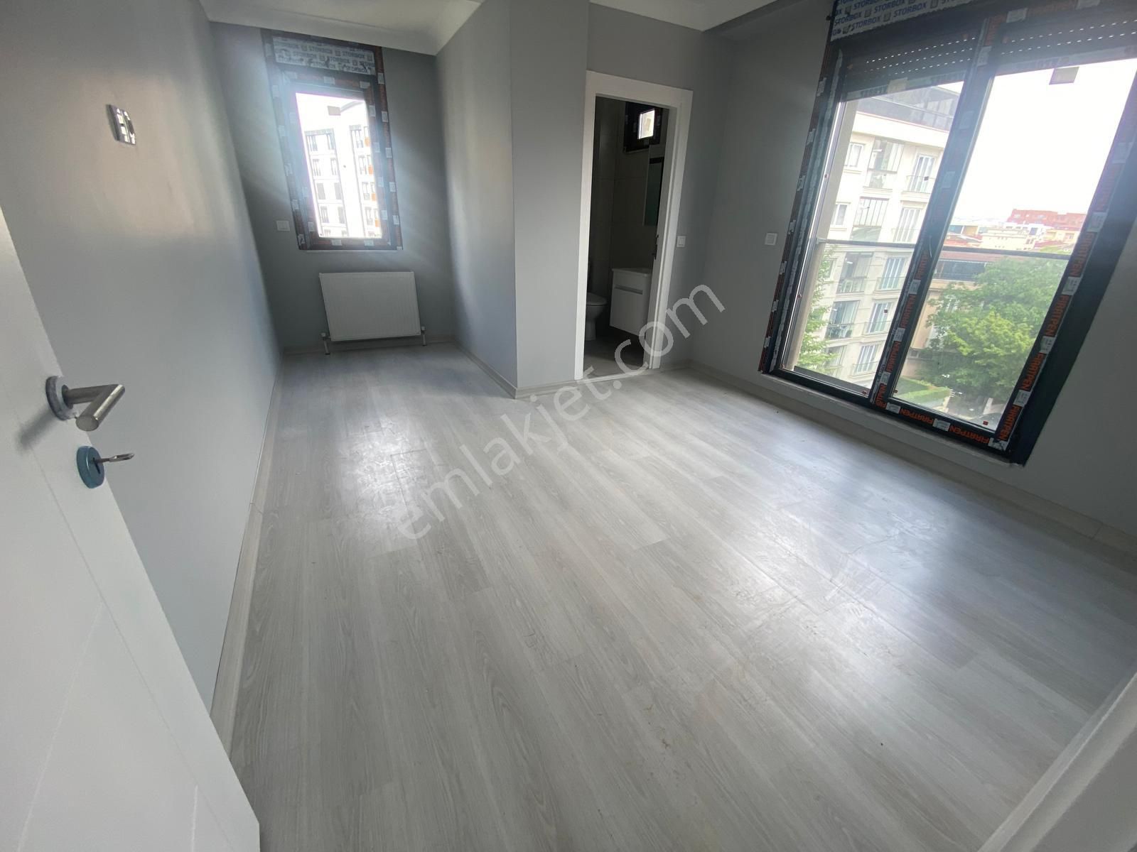 Tuzla Yayla Mahallesi"de Satılık Her Katta 3+1 Daireler Var Kredi Limit Yok - Görsel 3