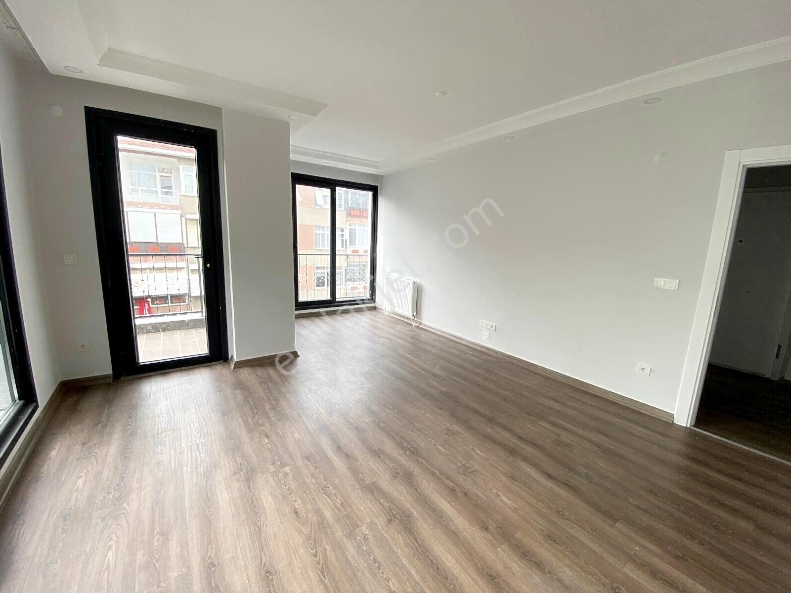 ▃artemin▃altıntepe'de Minibüse Yakın Ön Cephe 80m² Lüks 2+1! - Görsel 5