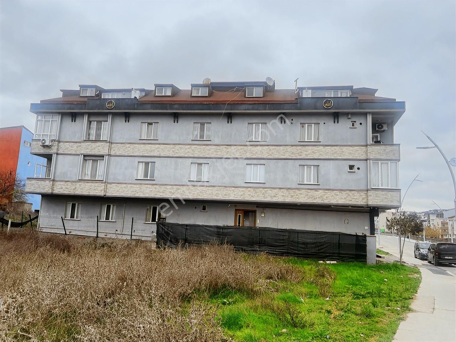 Arnavutköy Taşolukta Eşyalı 3+1 Acil Satılık Daire - Görsel 24