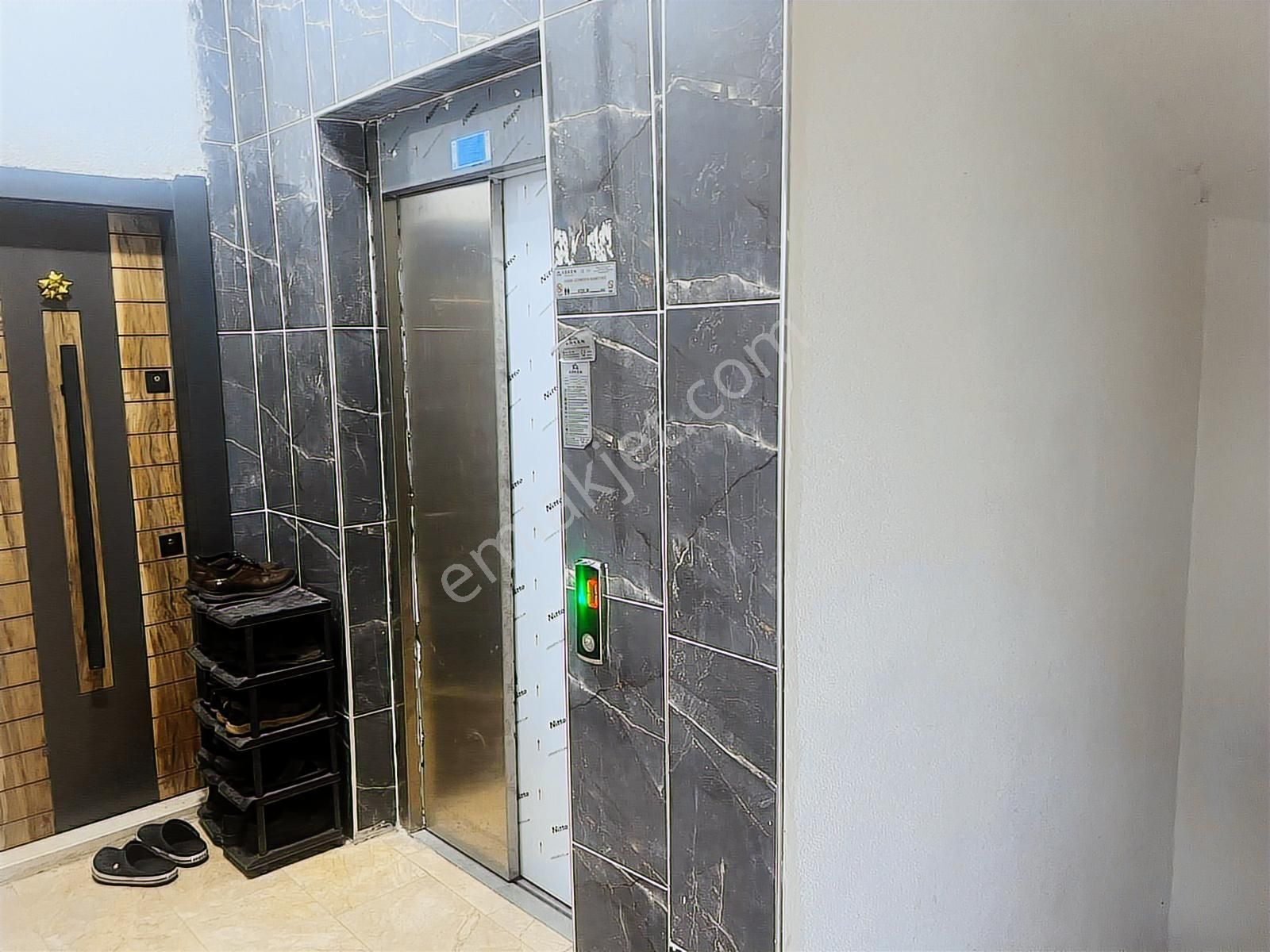 Arnavutköy Taşolukta Eşyalı 3+1 Acil Satılık Daire - Görsel 26