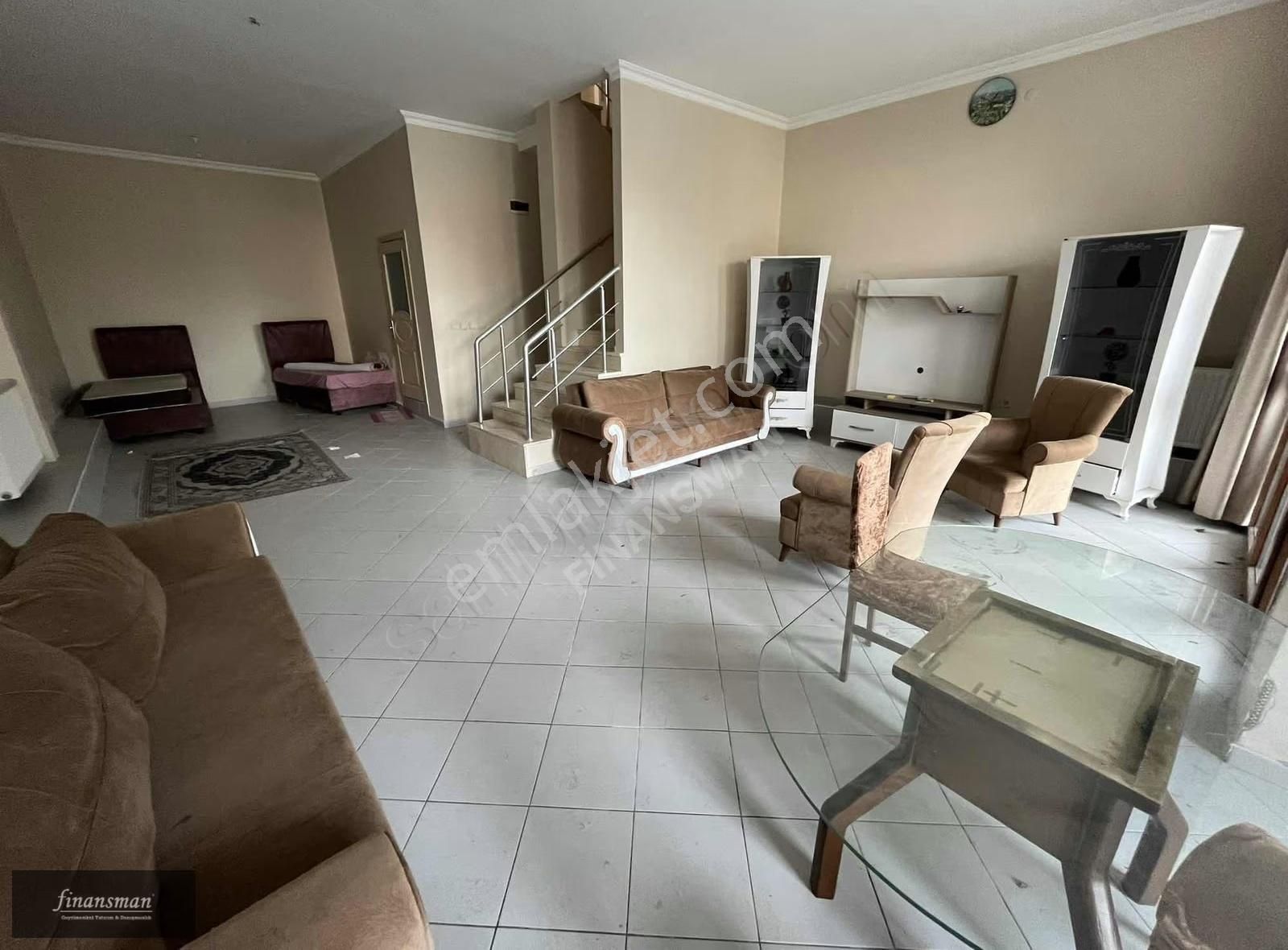 Finansman'dan..havuzlu..müstakil Girişli..geniş Bahçeli Villa - Görsel 4