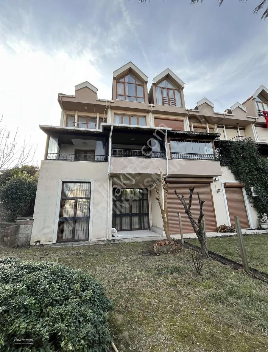 Finansman'dan..havuzlu..müstakil Girişli..geniş Bahçeli Villa - Görsel 24