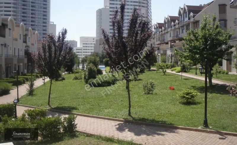 Finansman'dan..havuzlu..müstakil Girişli..geniş Bahçeli Villa - Görsel 12