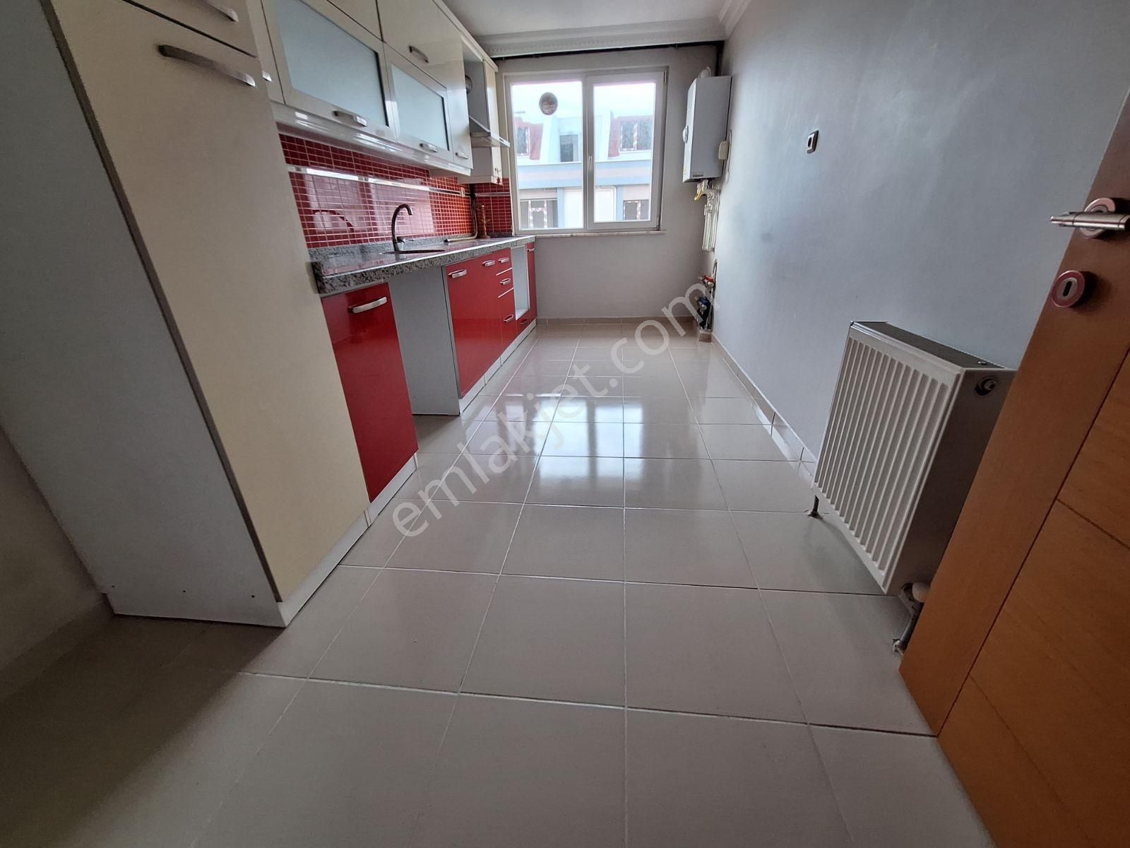 Ünalan Mahallesi'nde Muhteşem Çatı Dubleks Çift Girişli Daire - Görsel 34