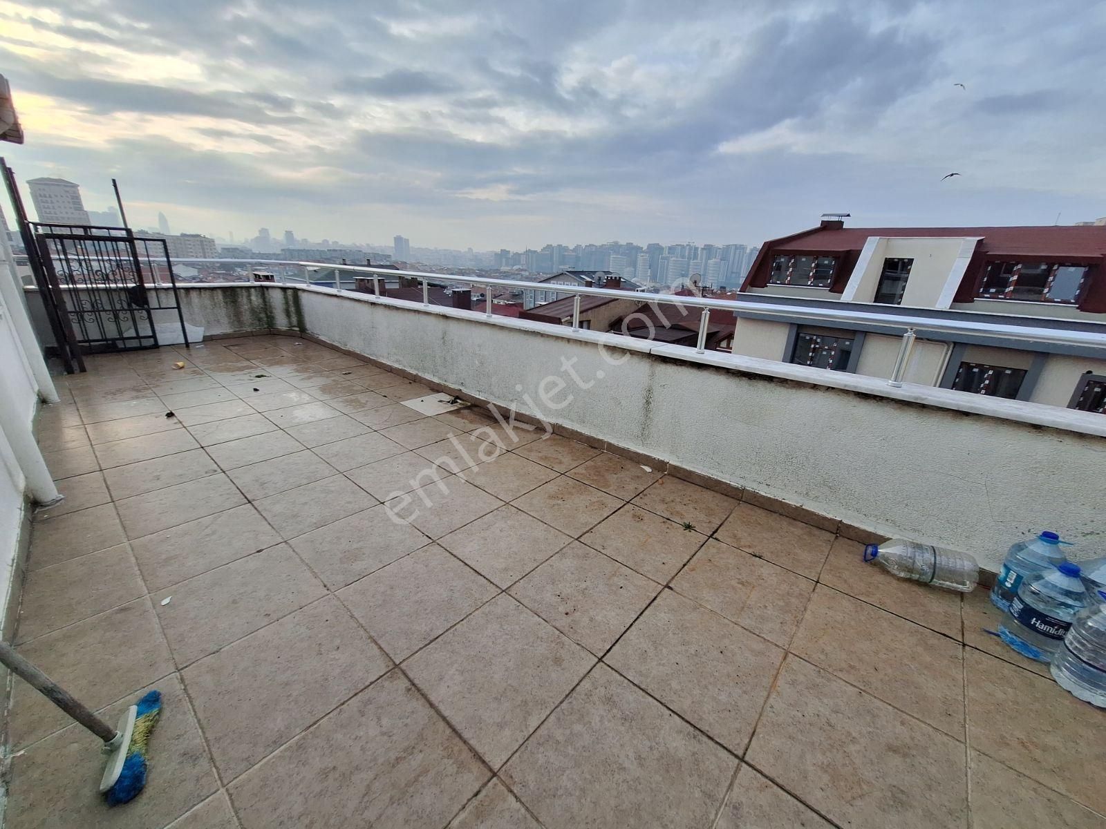 Ünalan Mahallesi'nde Muhteşem Çatı Dubleks Çift Girişli Daire - Görsel 12