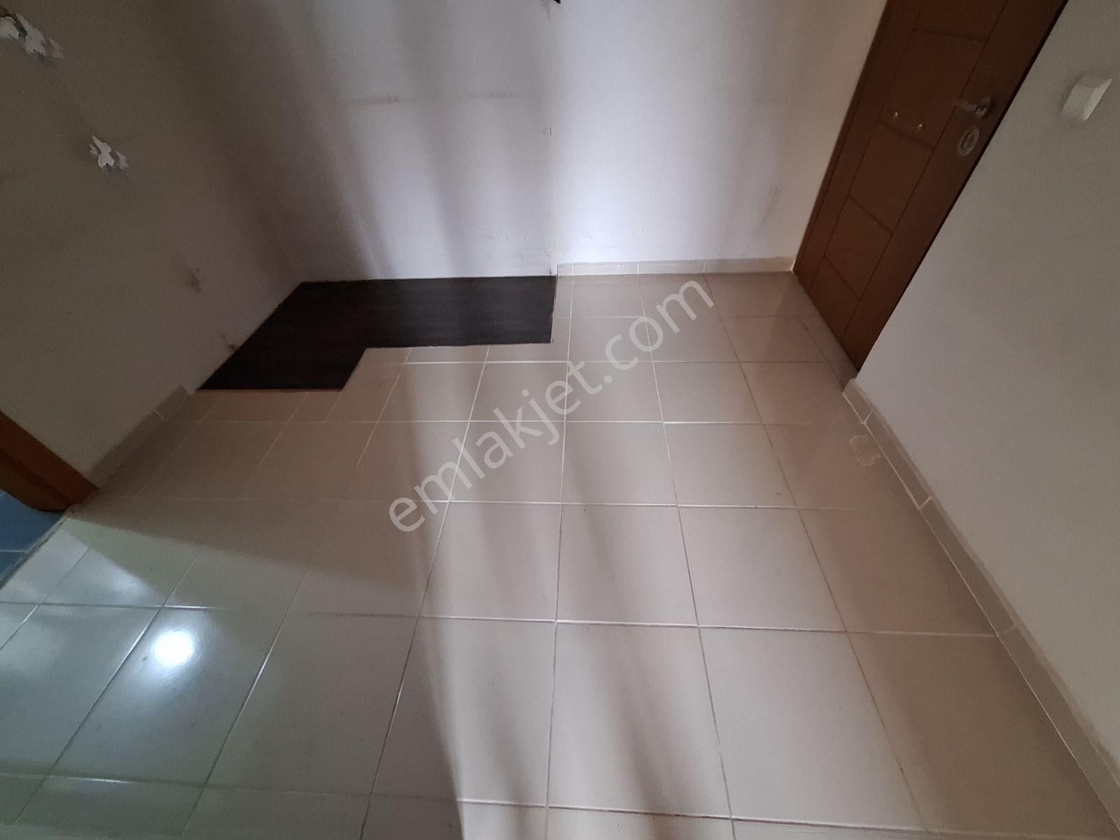 Ünalan Mahallesi'nde Muhteşem Çatı Dubleks Çift Girişli Daire - Görsel 28