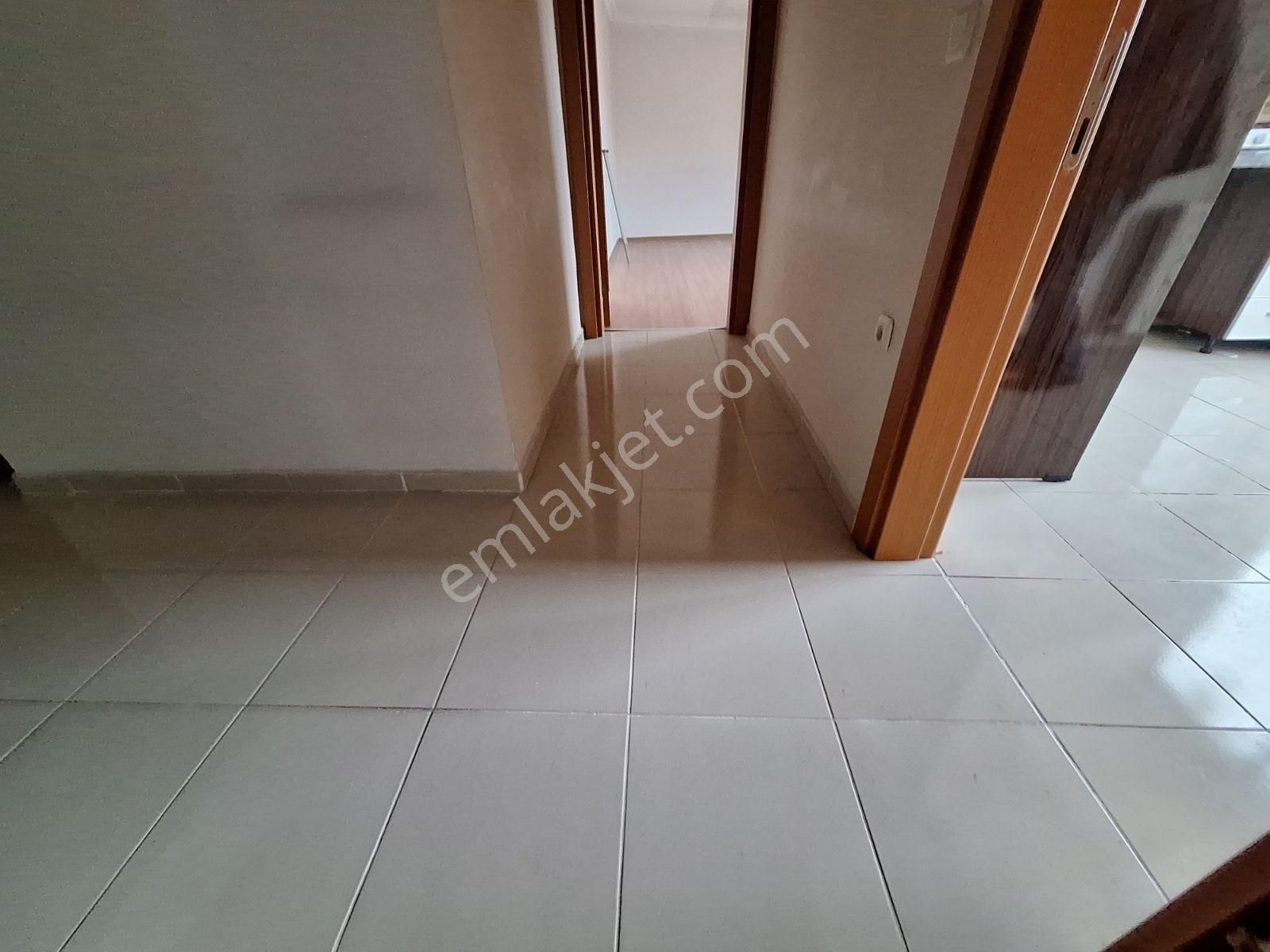 Ünalan Mahallesi'nde Muhteşem Çatı Dubleks Çift Girişli Daire - Görsel 29