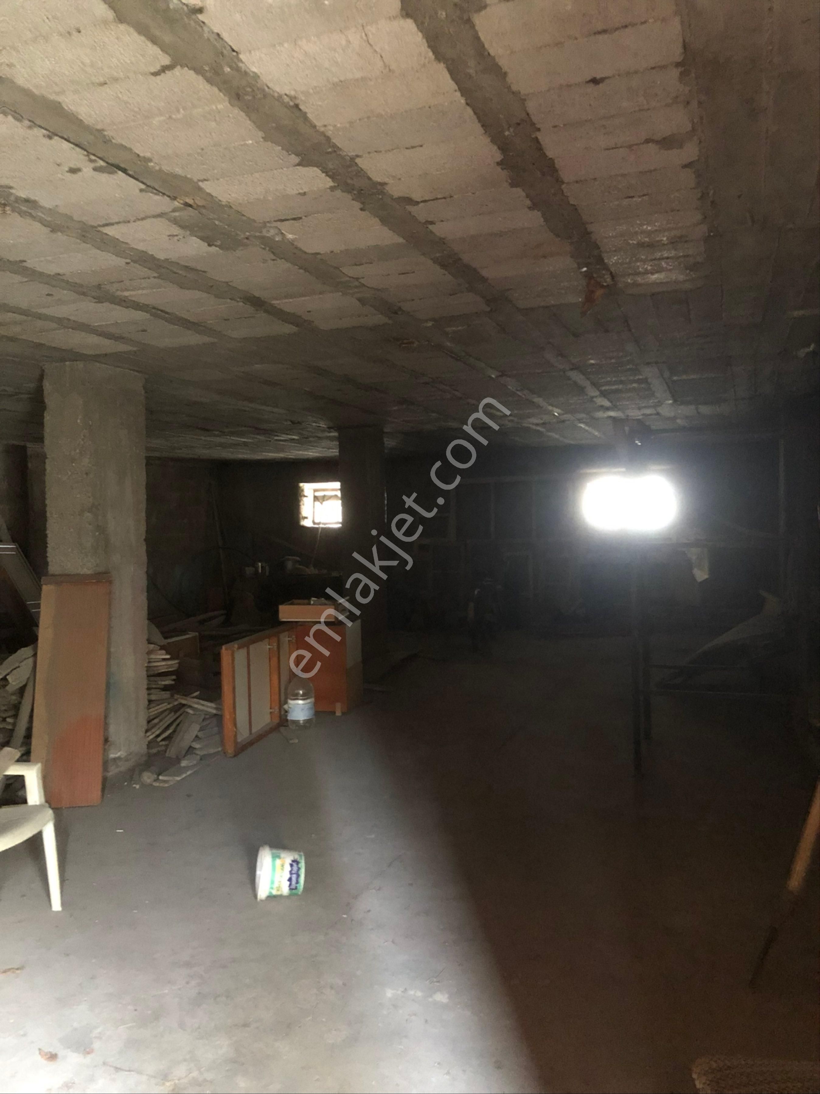 Kozan Yolunda 3 Katlı Dükkan+ev - Görsel 23