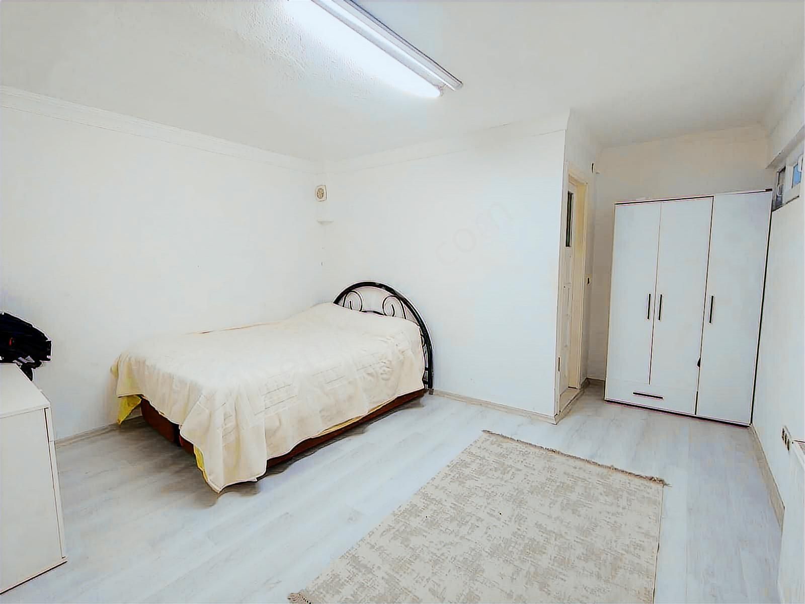 Balçova Tanju Okan Sok. Eşyalı Kiralık 2+1daire - Görsel 4