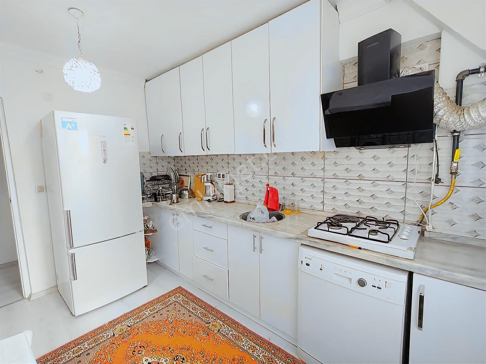 Balçova Tanju Okan Sok. Eşyalı Kiralık 2+1daire - Görsel 23