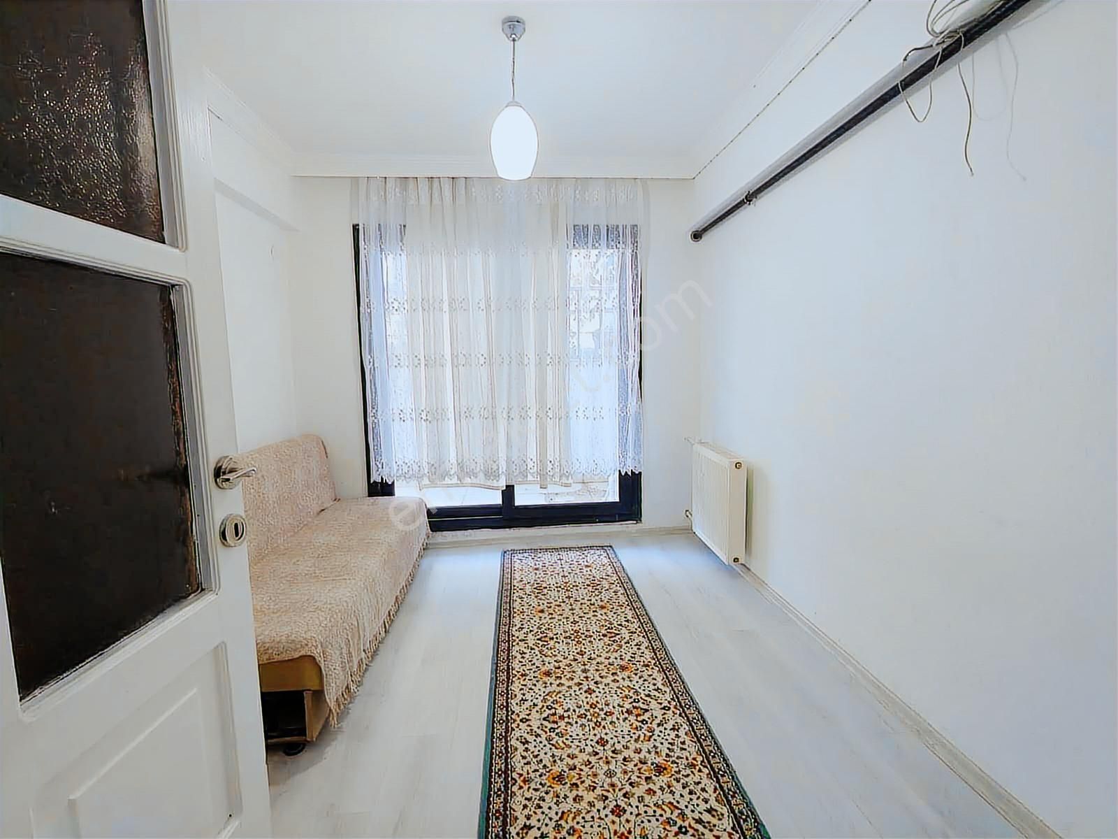 Balçova Tanju Okan Sok. Eşyalı Kiralık 2+1daire - Görsel 12