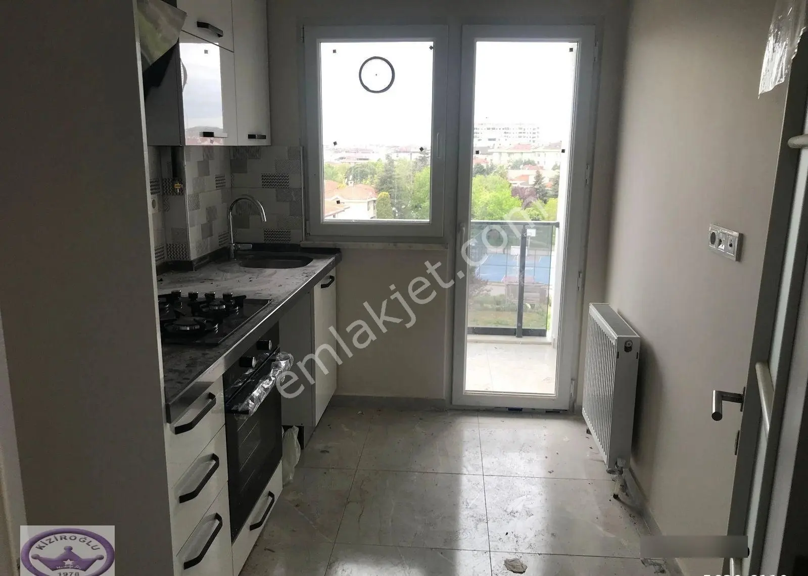 Marina Yanında Kapalı Garajlı 2 Banyolu Balkonlu 3+1