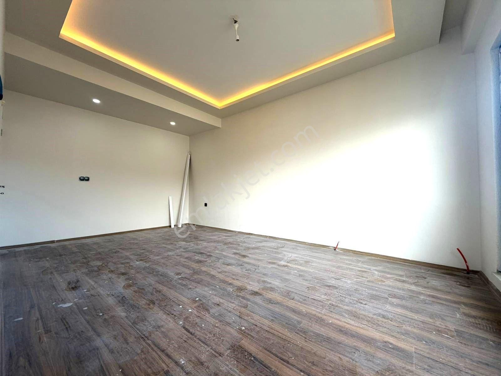 𝄞melodi'den Karaağaç'ta Otoparklı Sitede Ön Cephe Ayrı Mutfaklı Yeni Tasarım 2+1 Daire - Görsel 11