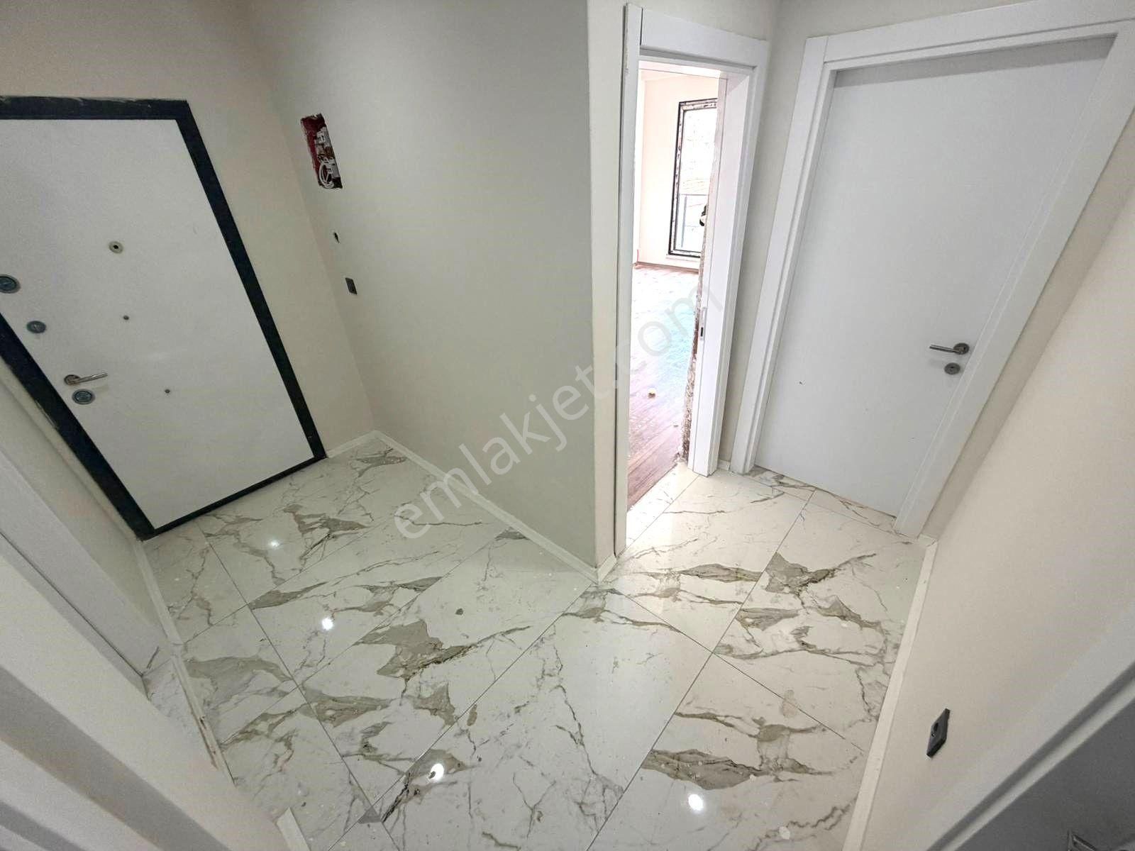 𝄞melodi'den Karaağaç'ta Otoparklı Sitede Ön Cephe Ayrı Mutfaklı Yeni Tasarım 2+1 Daire - Görsel 16