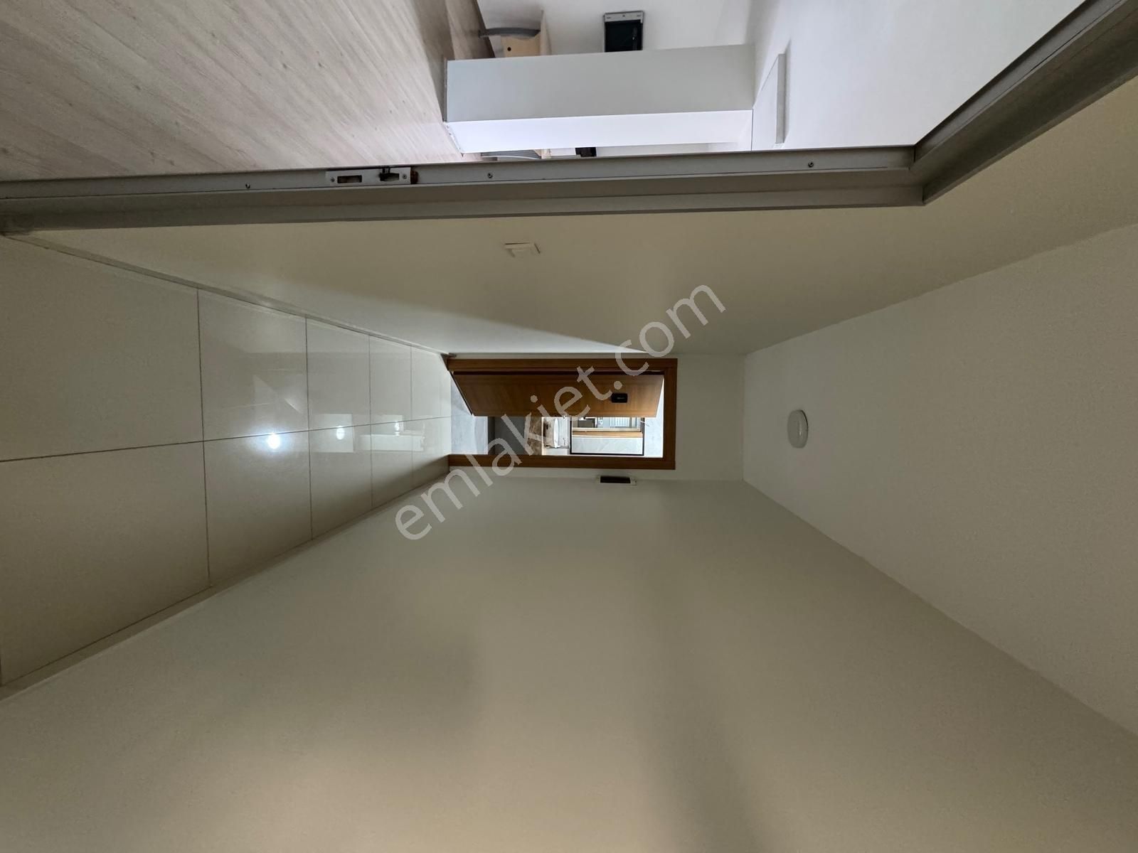 Şerifali'de Kiralik 275m2 Ofis - Görsel 22