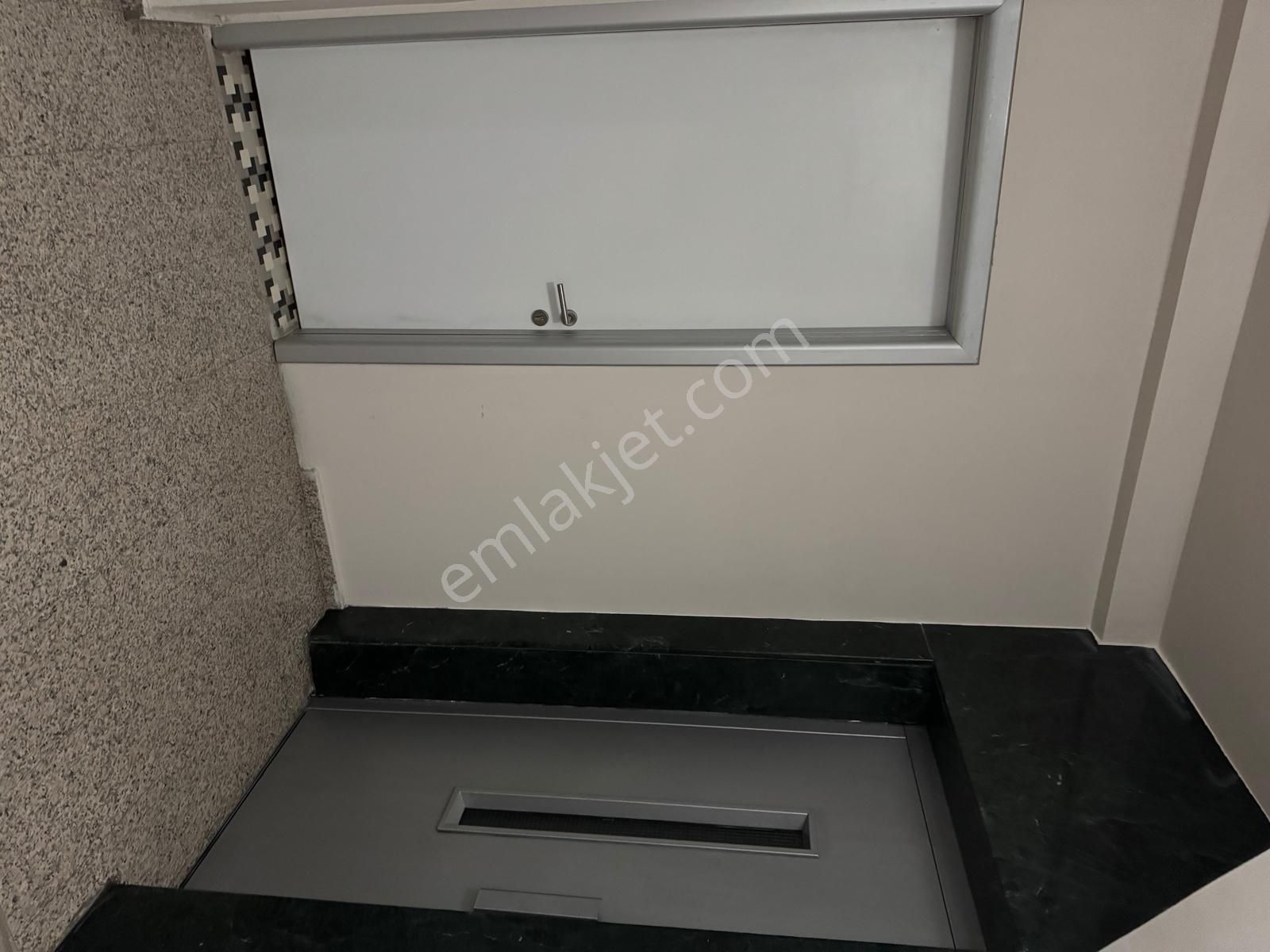 Şerifali'de Kiralik 275m2 Ofis - Görsel 16