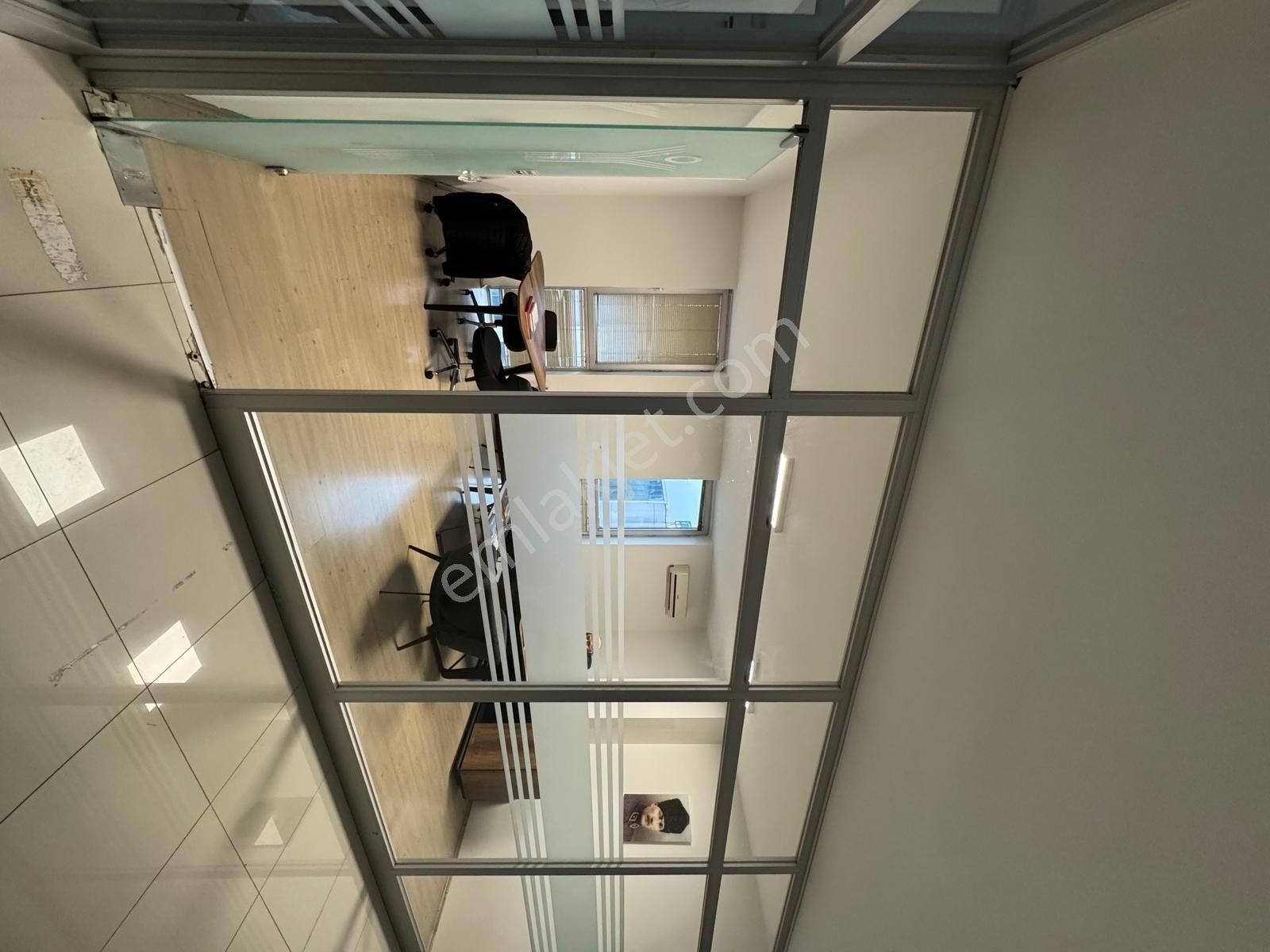 Şerifali'de Kiralik 275m2 Ofis - Görsel 6