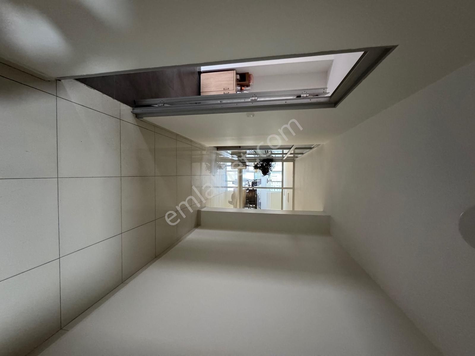 Şerifali'de Kiralik 275m2 Ofis - Görsel 4