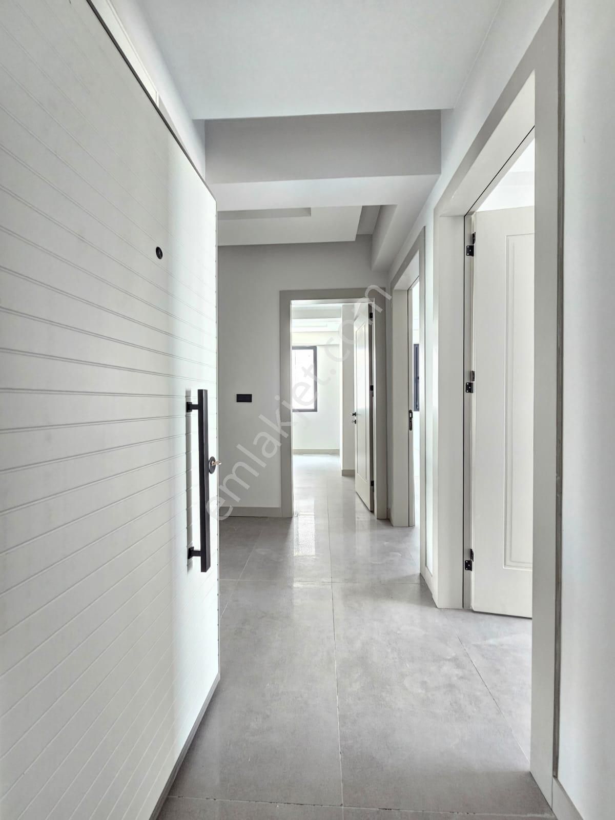 Denizli Şemikler De 3+1 Ebeveyn Banyolu Cadde Üzeri Lüks İşçilikte Satılık Fırsat Daireler - Görsel 24