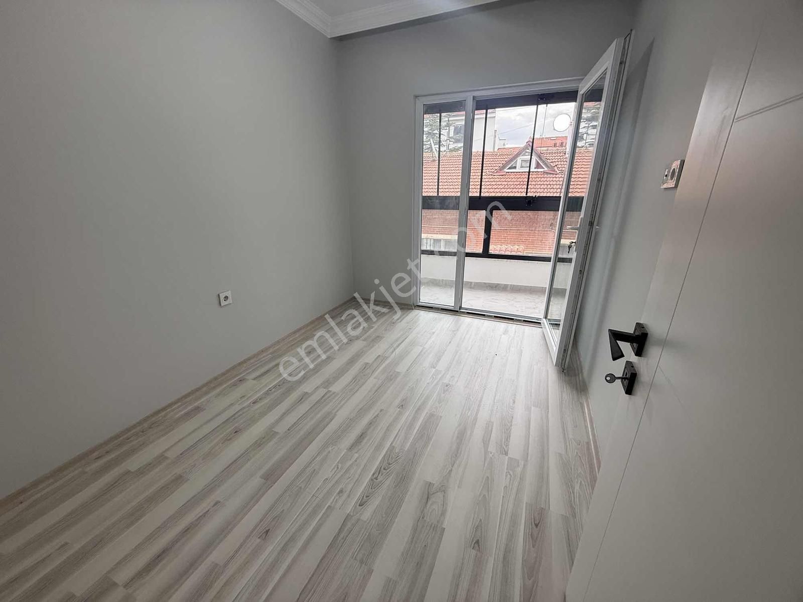 Şirintepe Mahallesi Park Yanı Satılık 2+1 Daire - Görsel 24