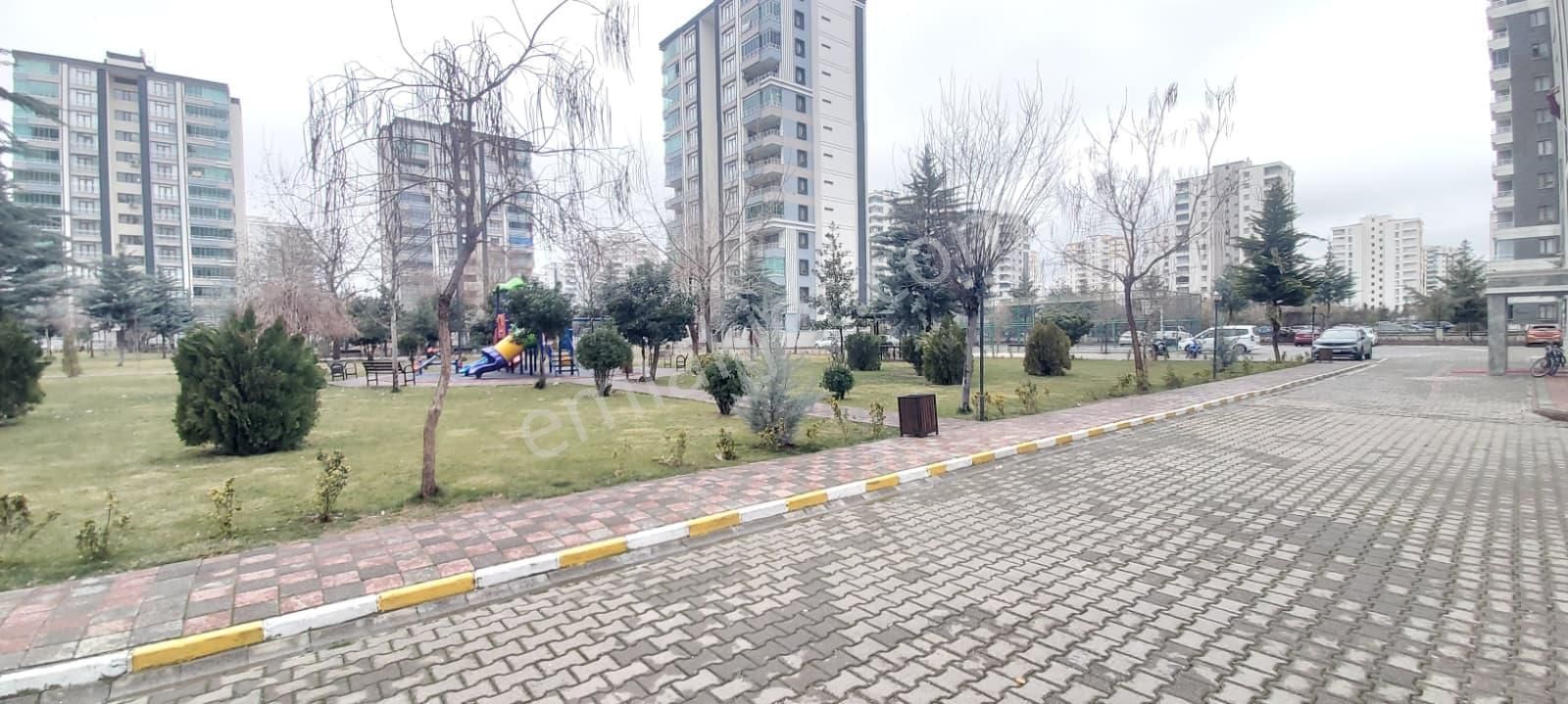 Makrolife Gayrimenkul'den Lunapark Karşısı Muhteşem Lokasyonda 3+1 Satılık Fırsat Daire - Görsel 14