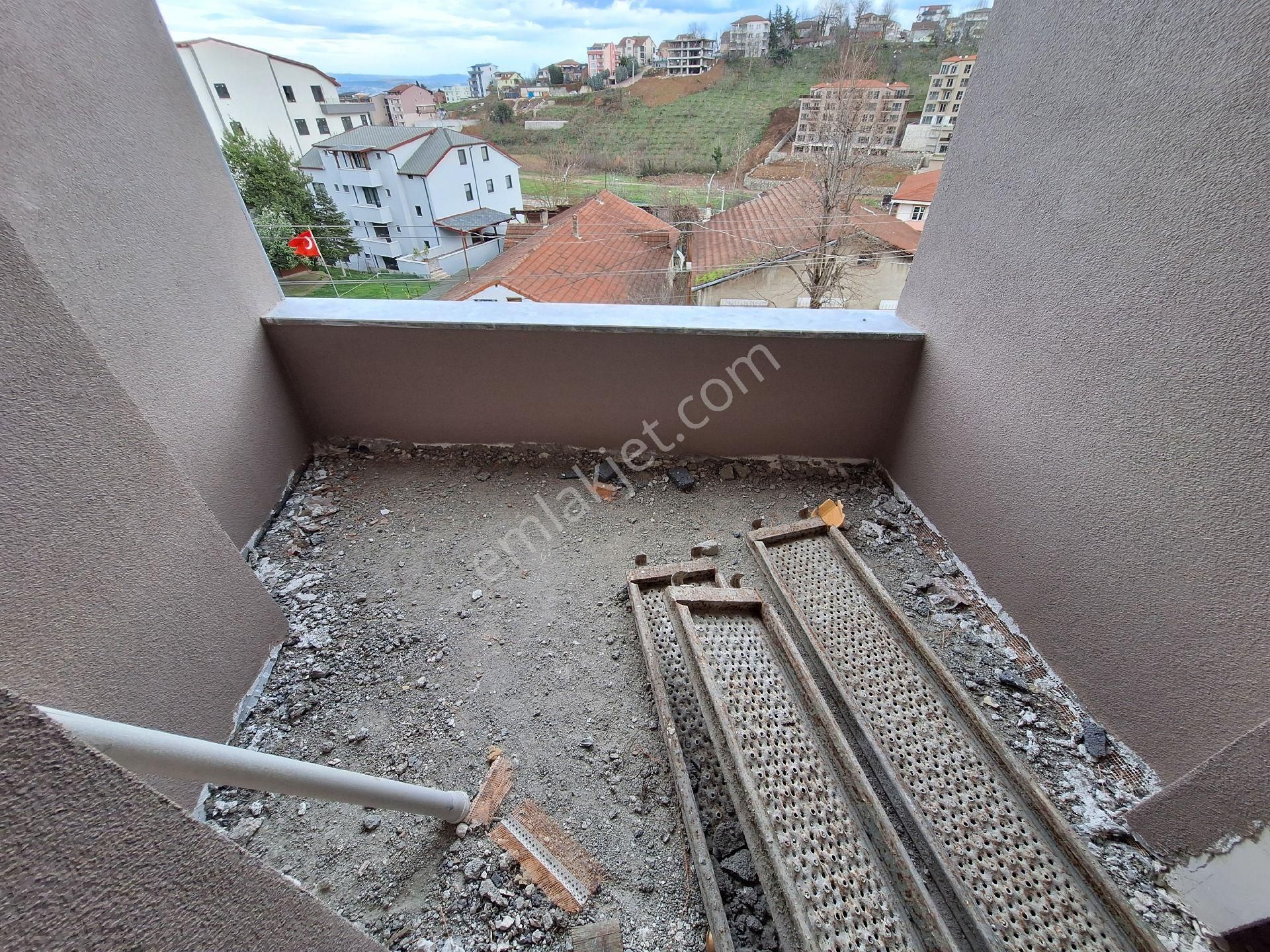 Cadde Üstü 2+1 Arakat Daire, Belediye/kaymakamlık Caddesi Sonunda - Görsel 10