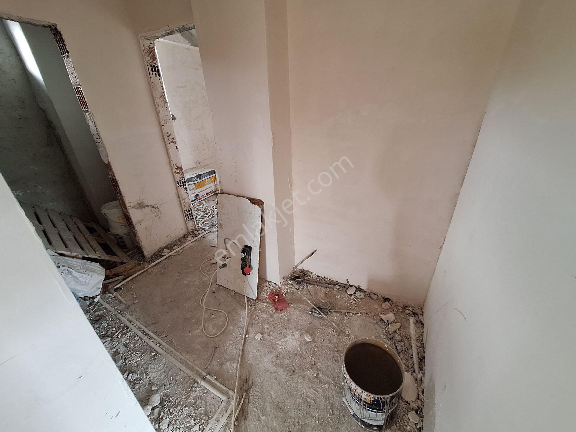 Cadde Üstü 2+1 Arakat Daire, Belediye/kaymakamlık Caddesi Sonunda - Görsel 5