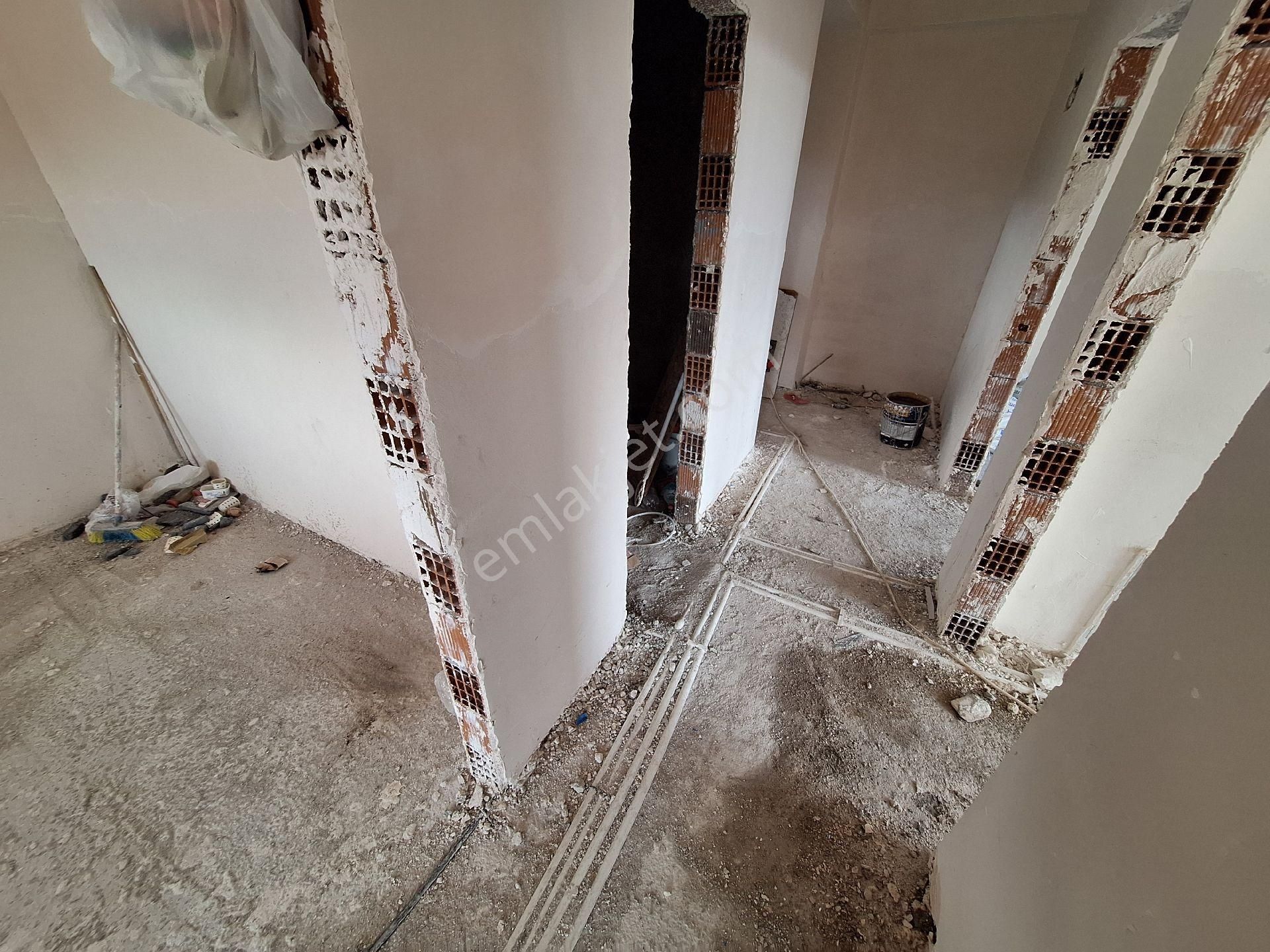 Cadde Üstü 2+1 Arakat Daire, Belediye/kaymakamlık Caddesi Sonunda - Görsel 21