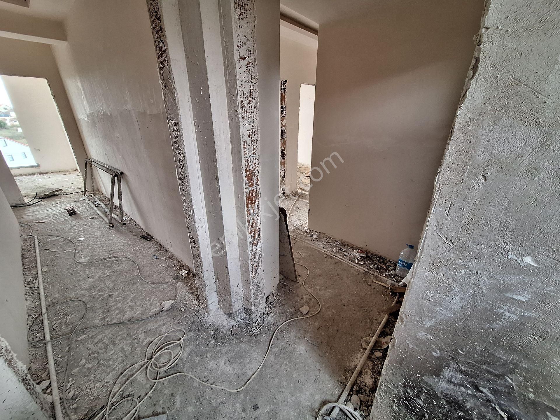 Cadde Üstü 2+1 Arakat Daire, Belediye/kaymakamlık Caddesi Sonunda - Görsel 3