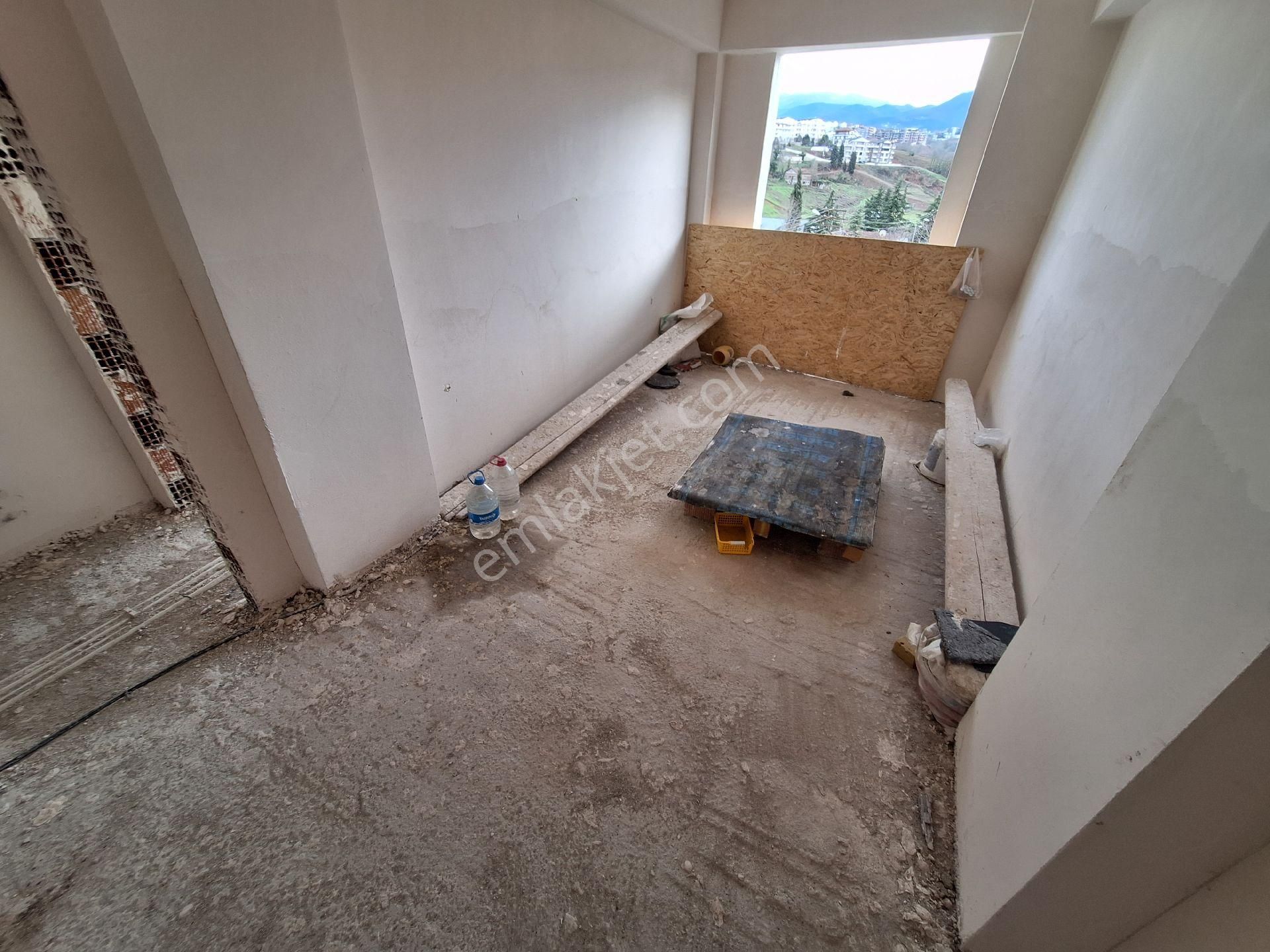 Cadde Üstü 2+1 Arakat Daire, Belediye/kaymakamlık Caddesi Sonunda - Görsel 19