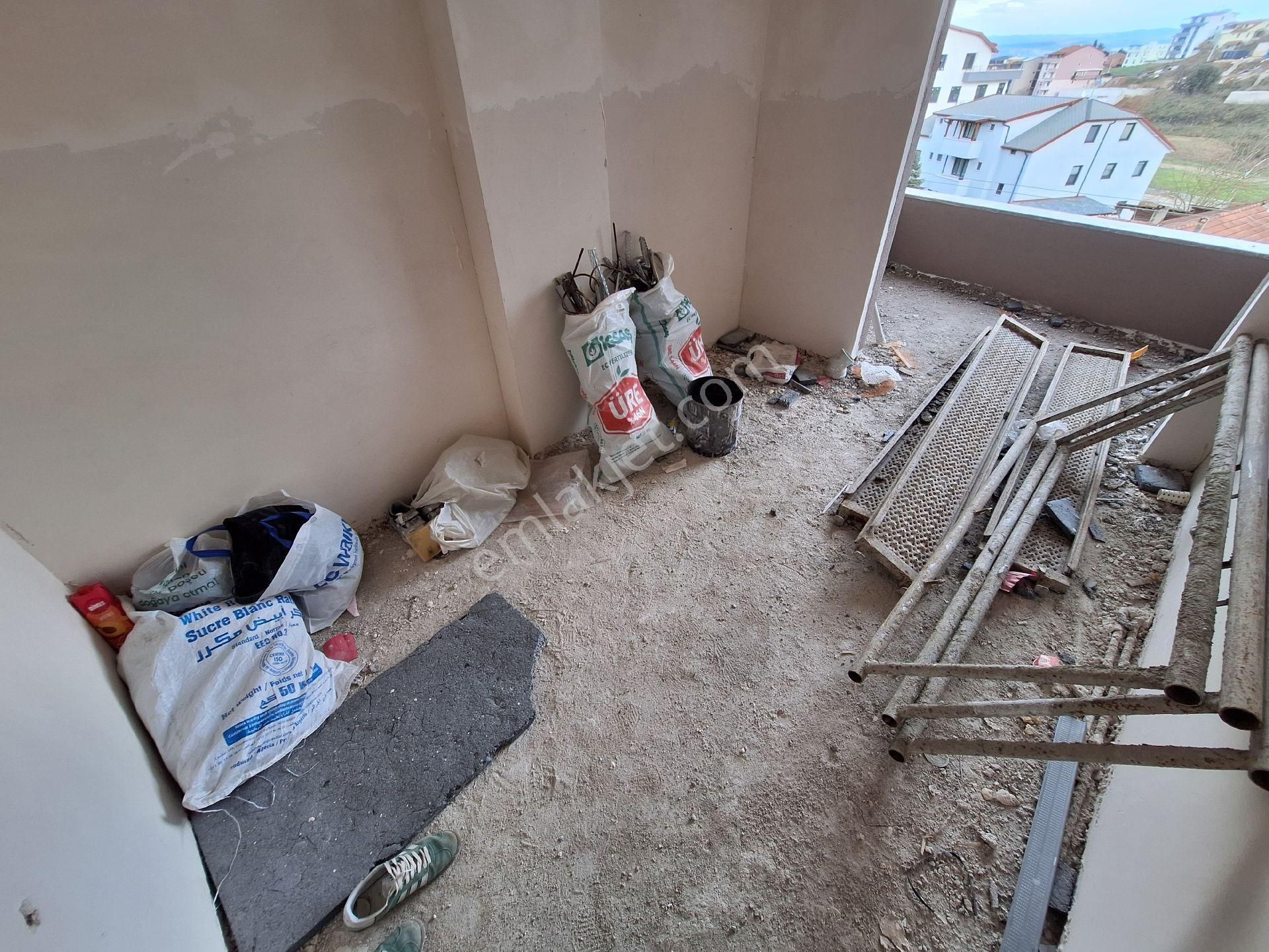 Cadde Üstü 2+1 Arakat Daire, Belediye/kaymakamlık Caddesi Sonunda - Görsel 8