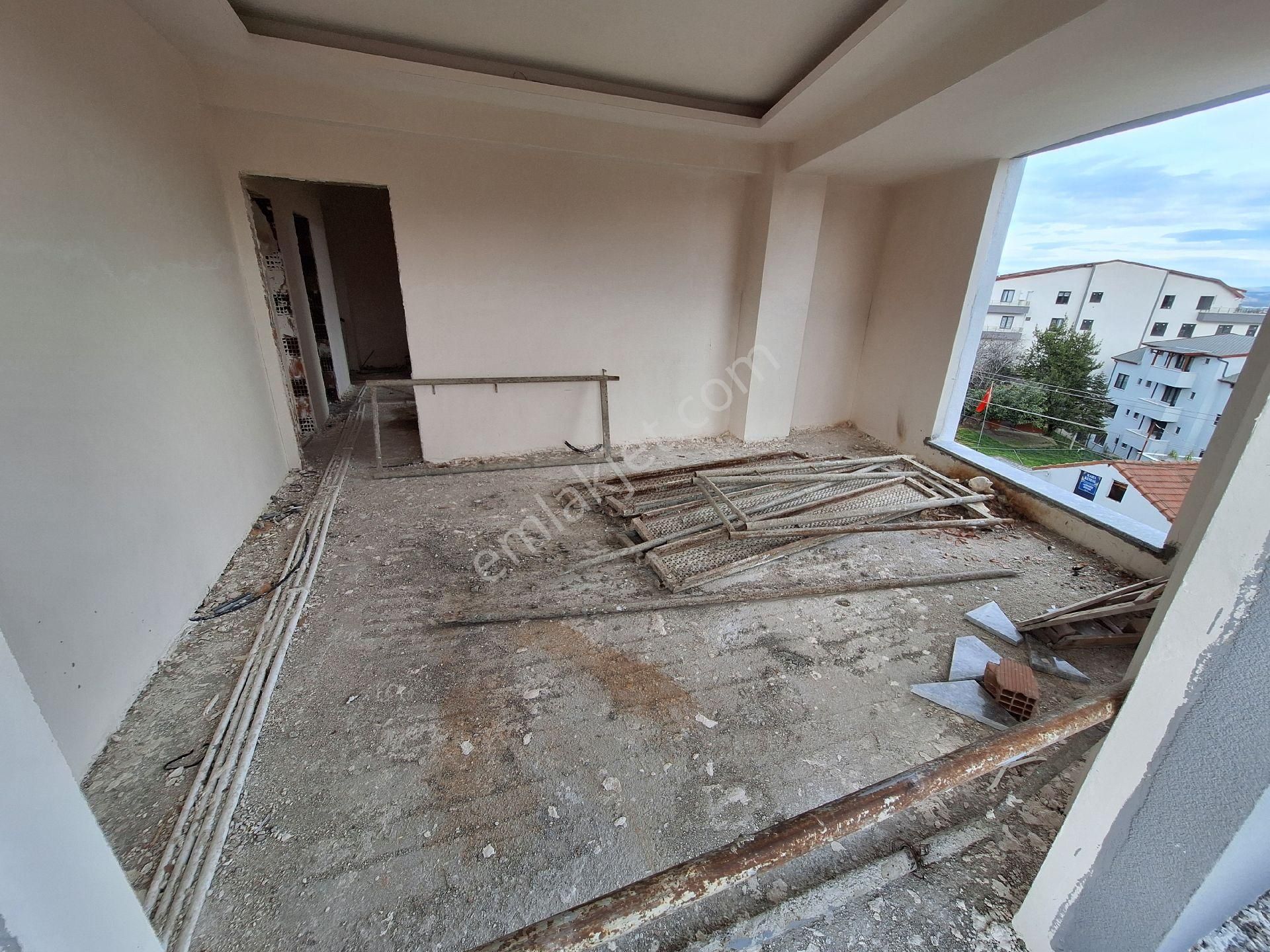 Cadde Üstü 2+1 Arakat Daire, Belediye/kaymakamlık Caddesi Sonunda - Görsel 24