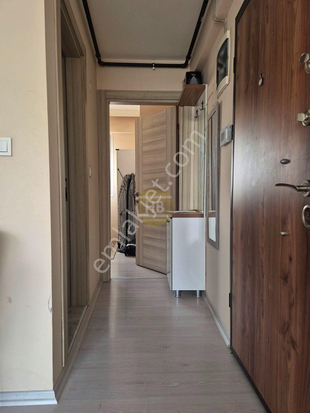 Hb'den 1+1 Eşyalı Kiralık Daire,doğalgazlı,klimalı Ara Kat - Görsel 23