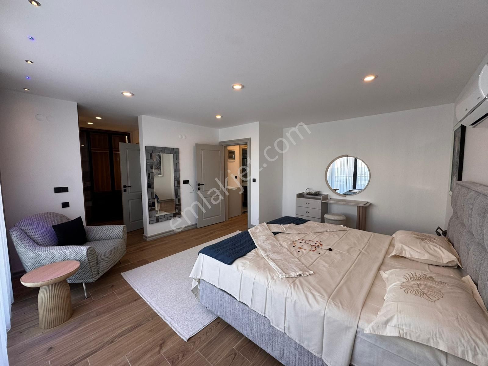 Didim Altınkum’da Denize 600 Metre Full Eşyalı Mimariye Bayılcağınız 4+1 Villa - Görsel 29