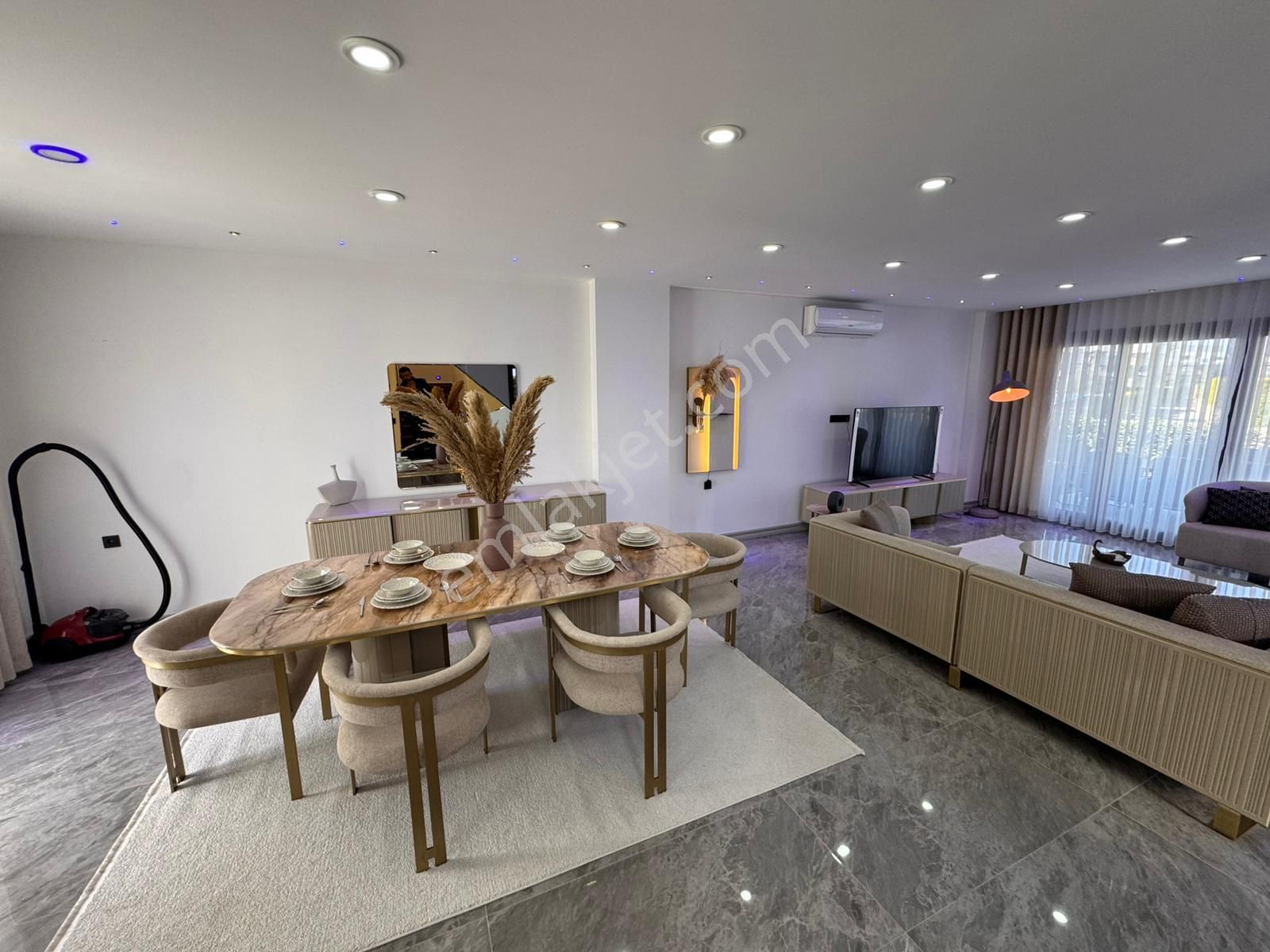Didim Altınkum’da Denize 600 Metre Full Eşyalı Mimariye Bayılcağınız 4+1 Villa - Görsel 12